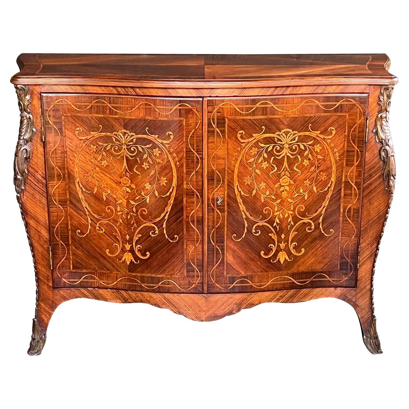 Armadio Bombé intarsiato in legno di palissandro in stile George III di John Cobb in vendita