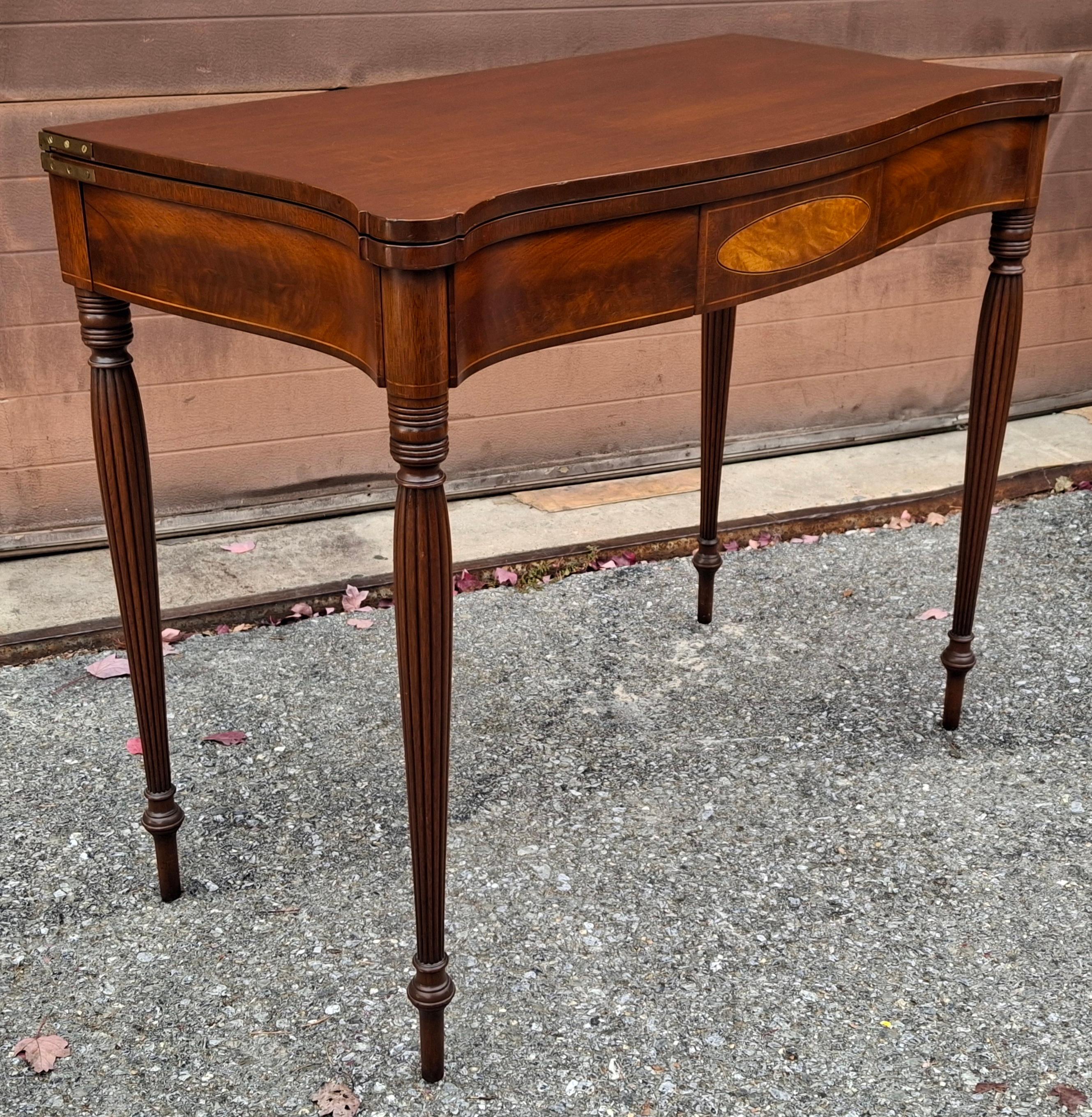 George III Style Satinwood Inlaid Mahogany Fold Top Game Console Table In Excellent Condition For Sale In Germantown, MD