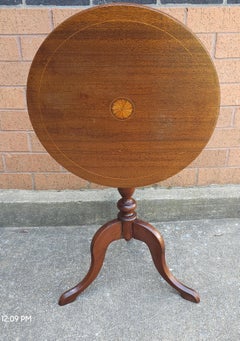 George III Style Satinwood Inlaid Mahogany Tilt Top Candle Stand / Side Table