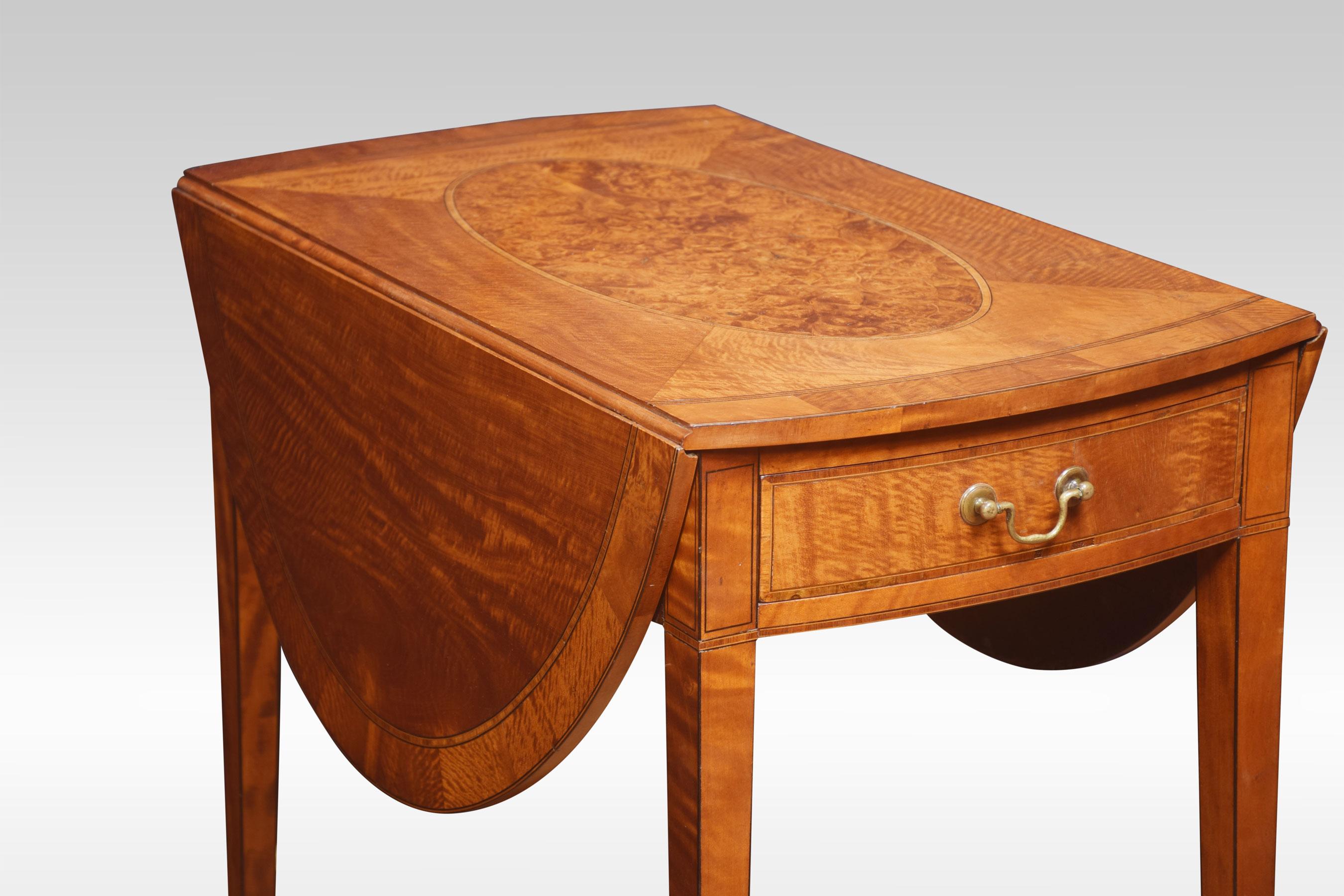 George III Style Satinwood Pembroke Table In Good Condition For Sale In Cheshire, GB