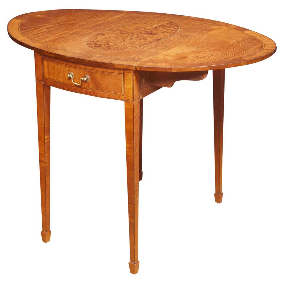Square Kitchen Tables - 154 For Sale on 1stDibs
