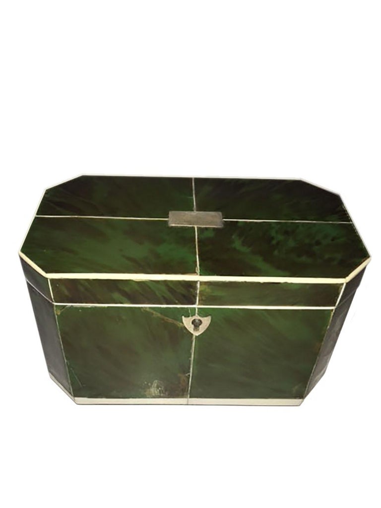 III Tea Caddy For Sale at 1stDibs
