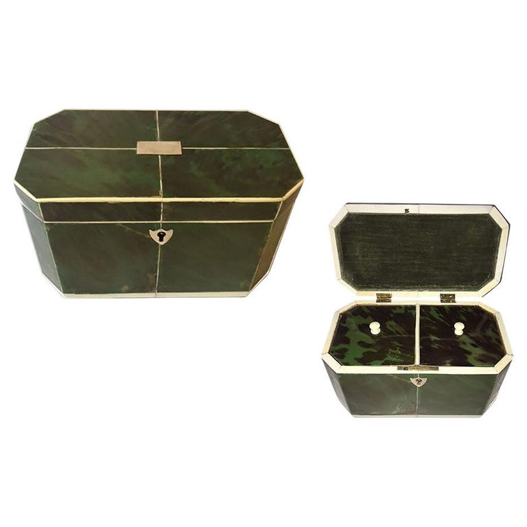 III Tea Caddy For Sale at 1stDibs