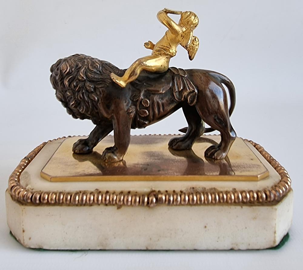 George III Thomas Weeks Paperweight of Cupid Riding a Lion In Good Condition For Sale In London, GB