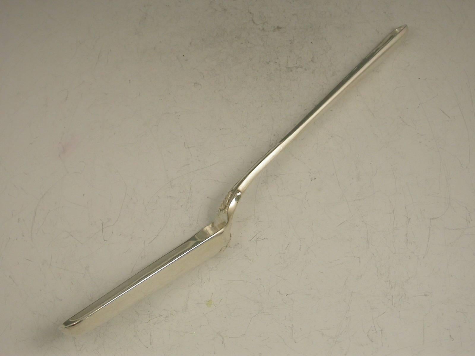 George IV Antique Silver Queens Rosette Pattern Marrow Scoop, London, 1825 In Good Condition For Sale In Sittingbourne, Kent
