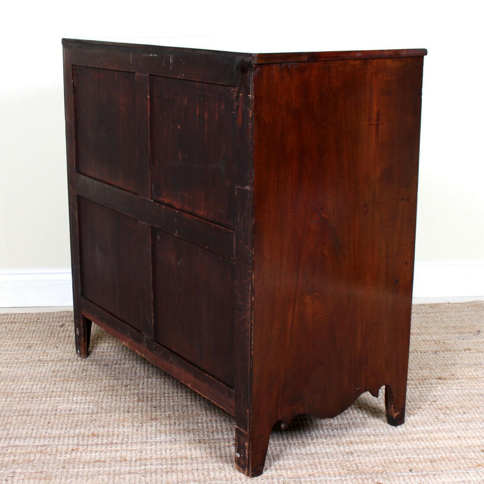 George IV Chest of Drawers Georgian 19th Century Mahogany For Sale 3