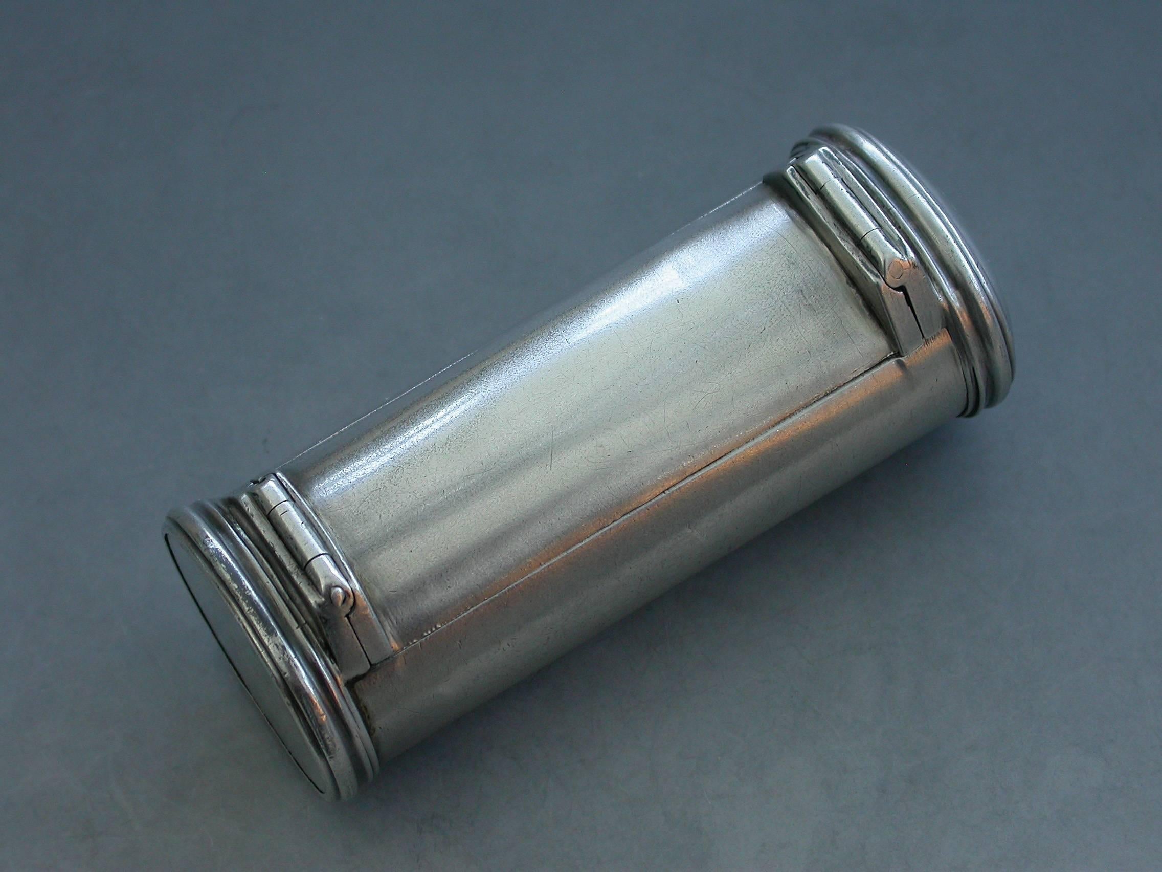 George IV Cylindrical Antique Silver Nutmeg Grater Crested, William Bateman 1825 For Sale 5