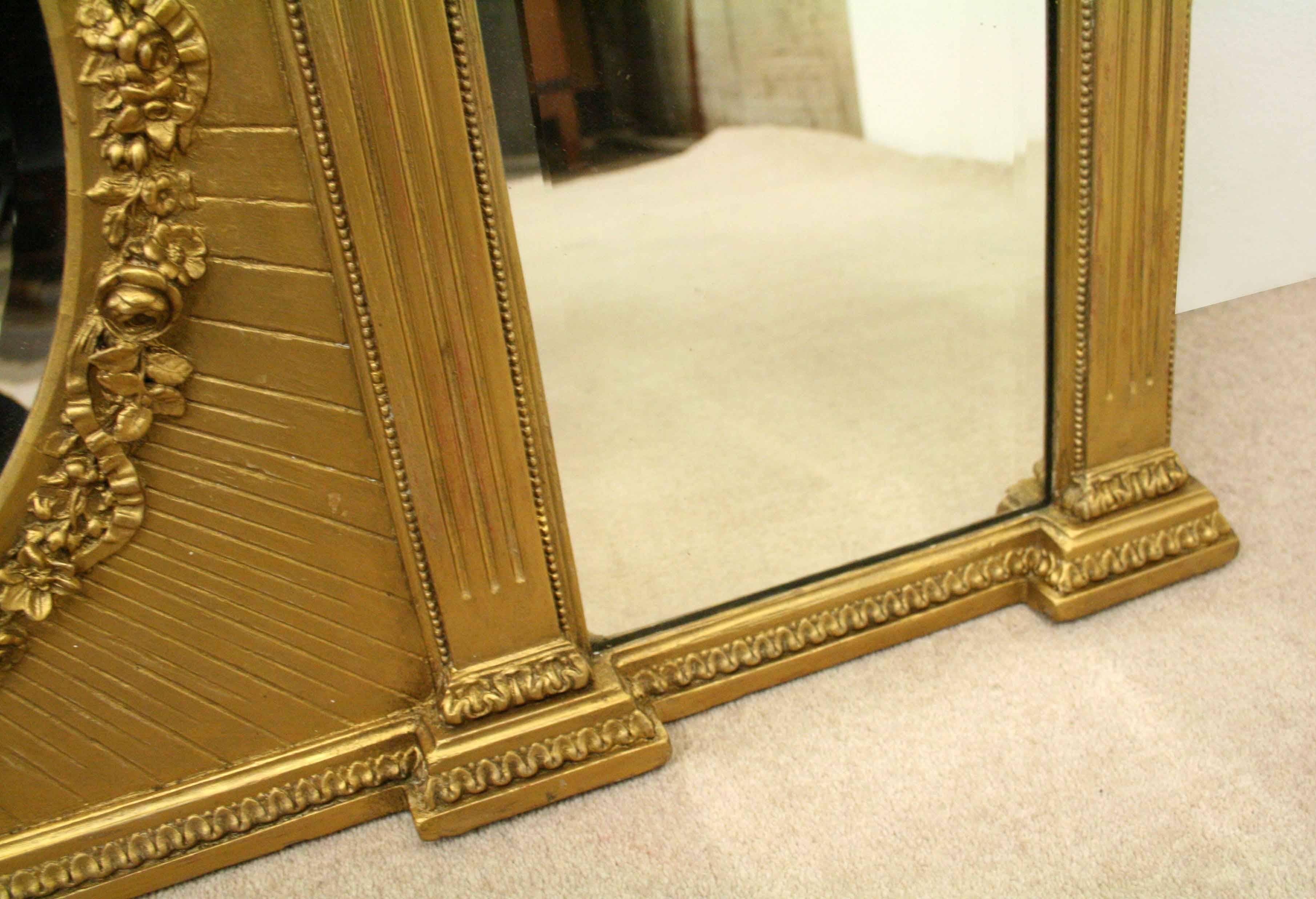 George IV Gilded Triptych Overmantel Mirror, circa 1830 In Good Condition For Sale In Edinburgh, GB