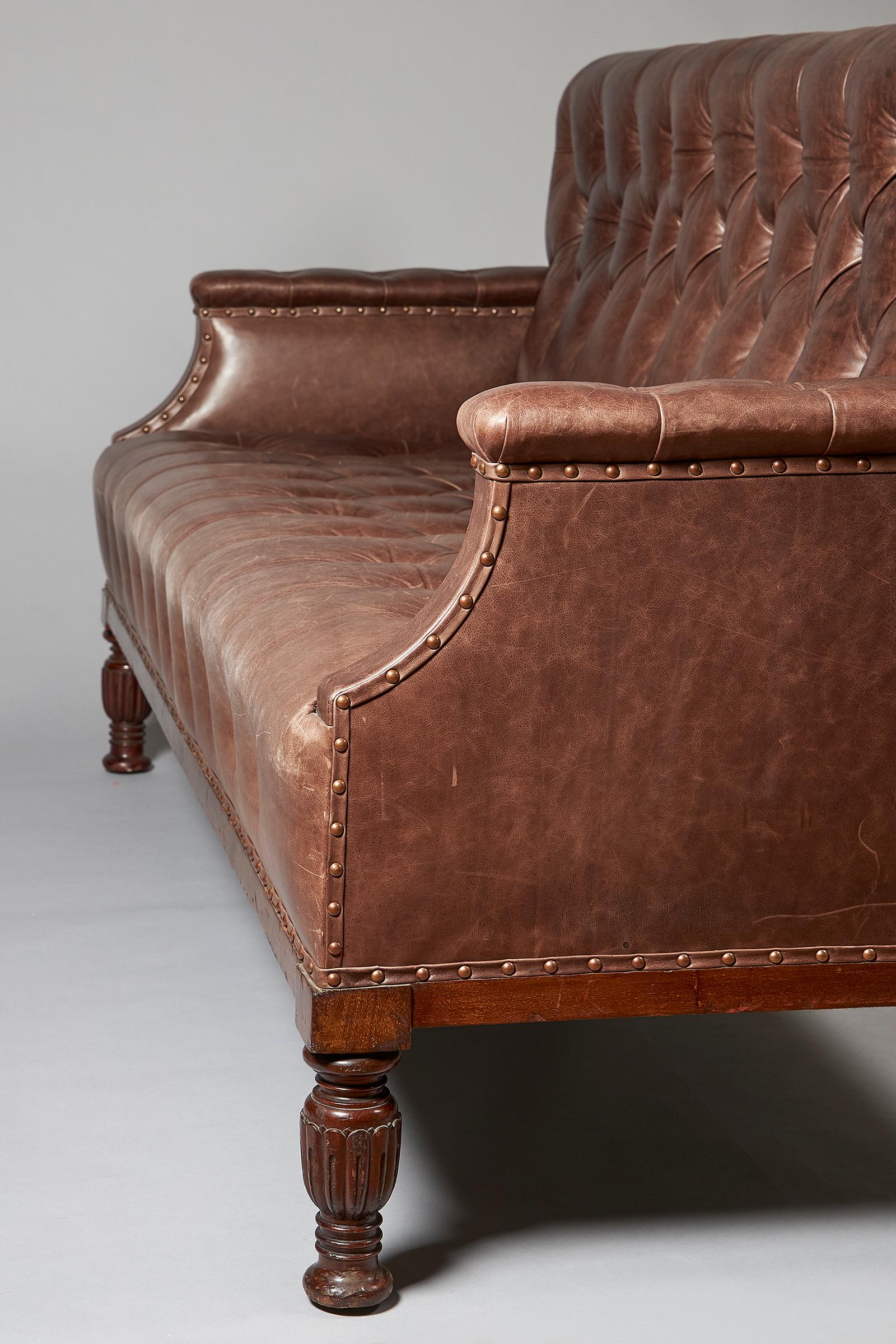 George IV Leather Club Sofa, Early 19th Century For Sale 1