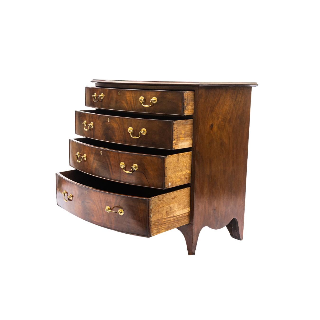 George IV Mahogany Bowfront Chest, Splayed Feet, Druce & Co, English, ca. 1830 For Sale 4