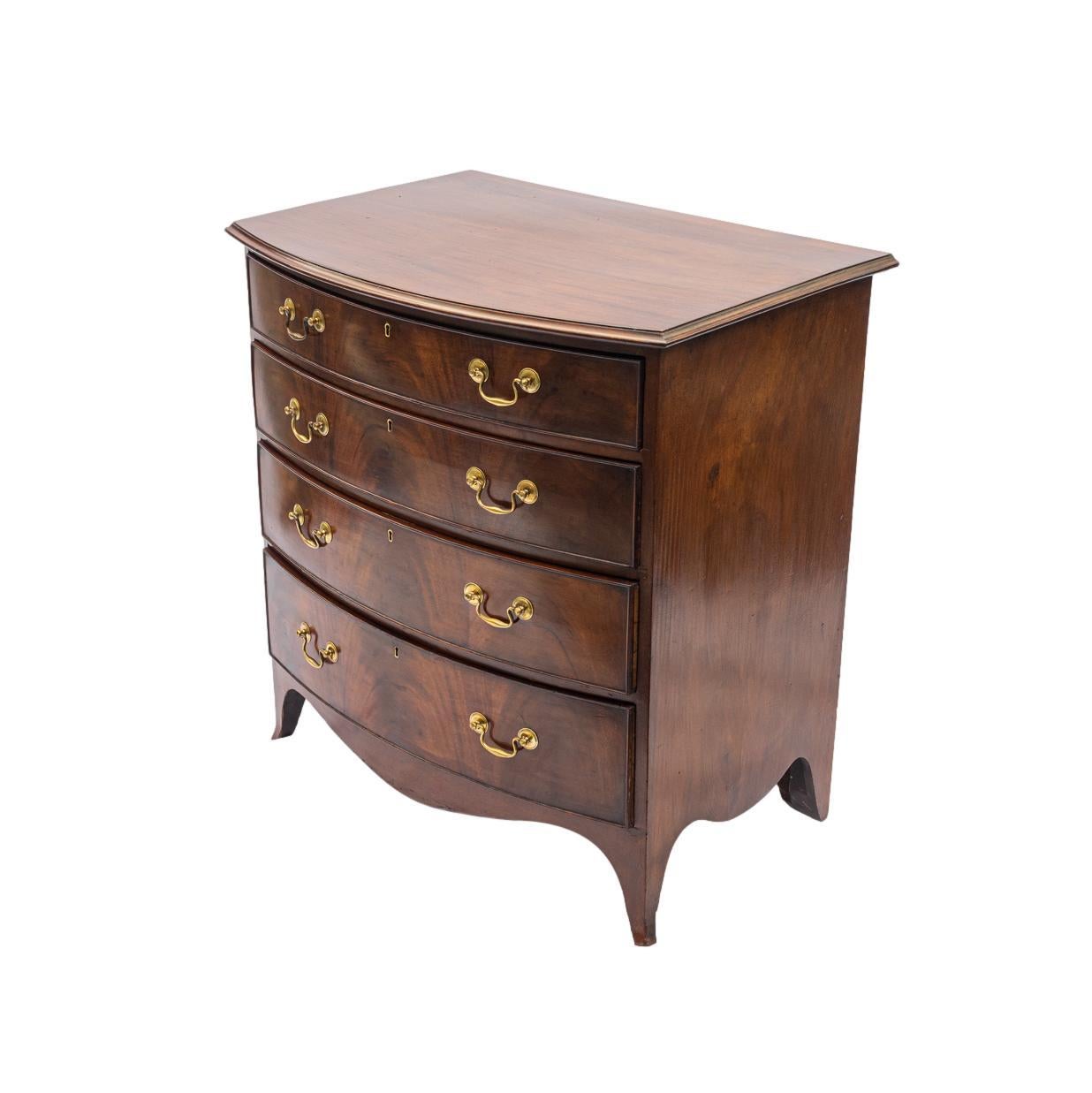 George IV Mahogany Bowfront Chest, Splayed Feet, Druce & Co, English, ca. 1830 For Sale 3