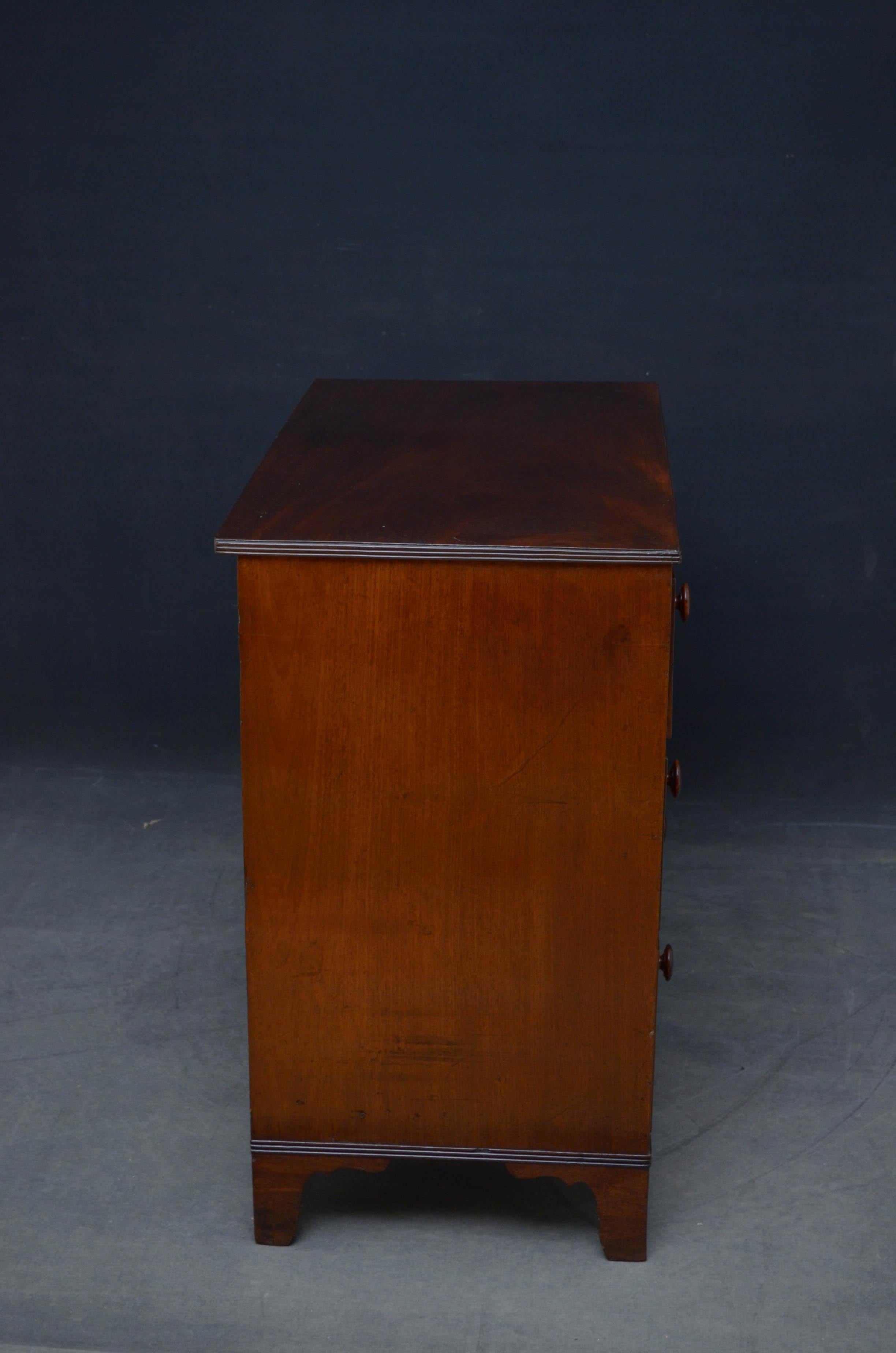 Mid-19th Century George IV Mahogany Chest of Drawers