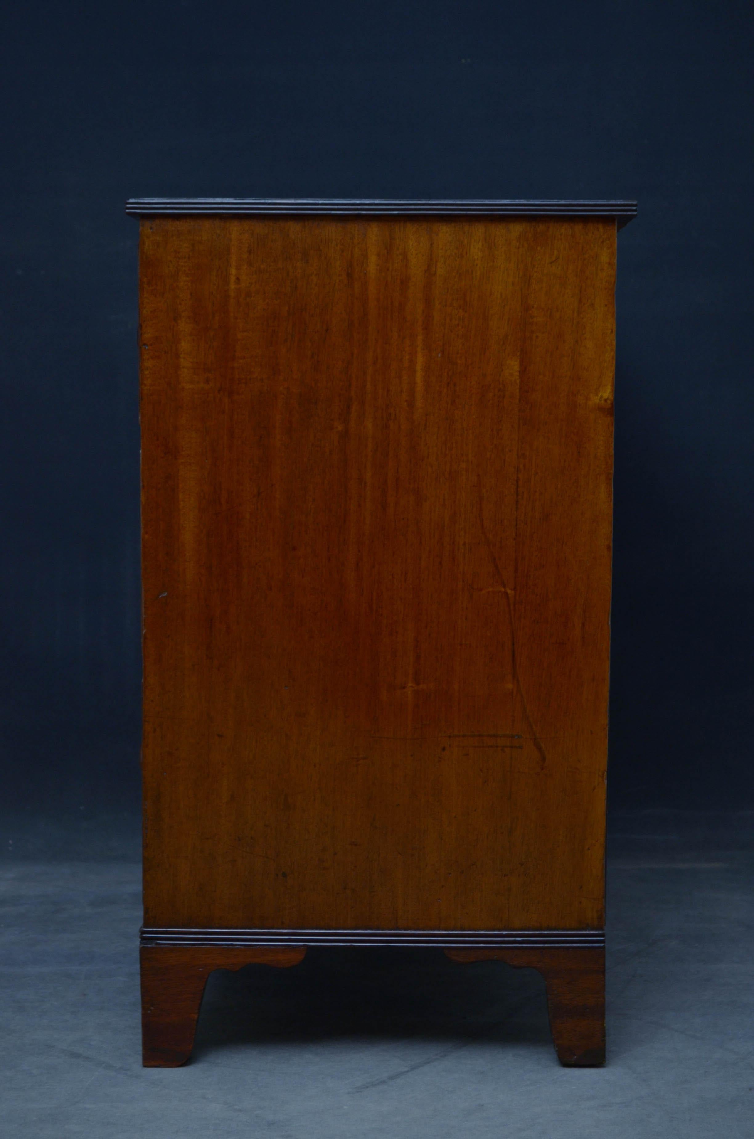 George IV Mahogany Chest of Drawers 1