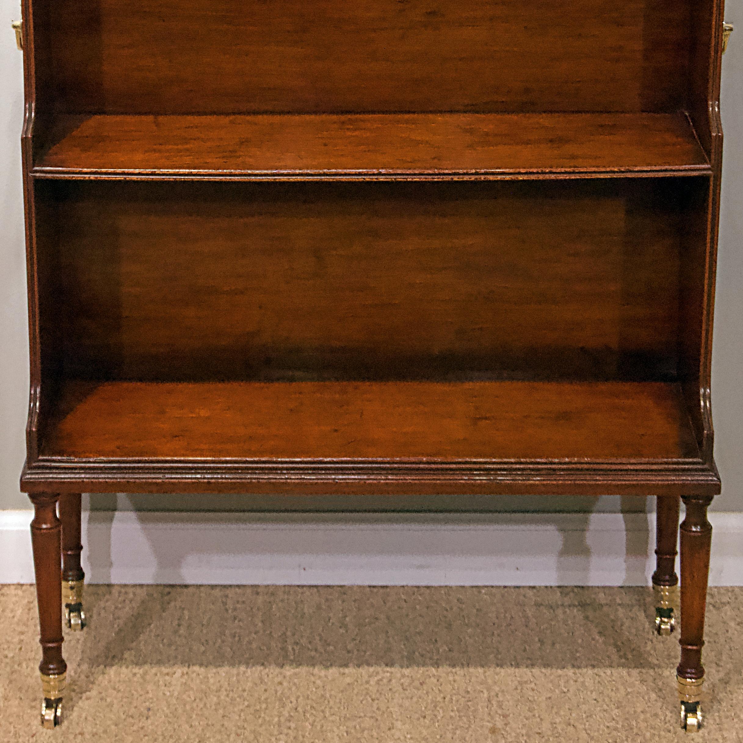 Polished George IV Mahogany Library Bookcase For Sale