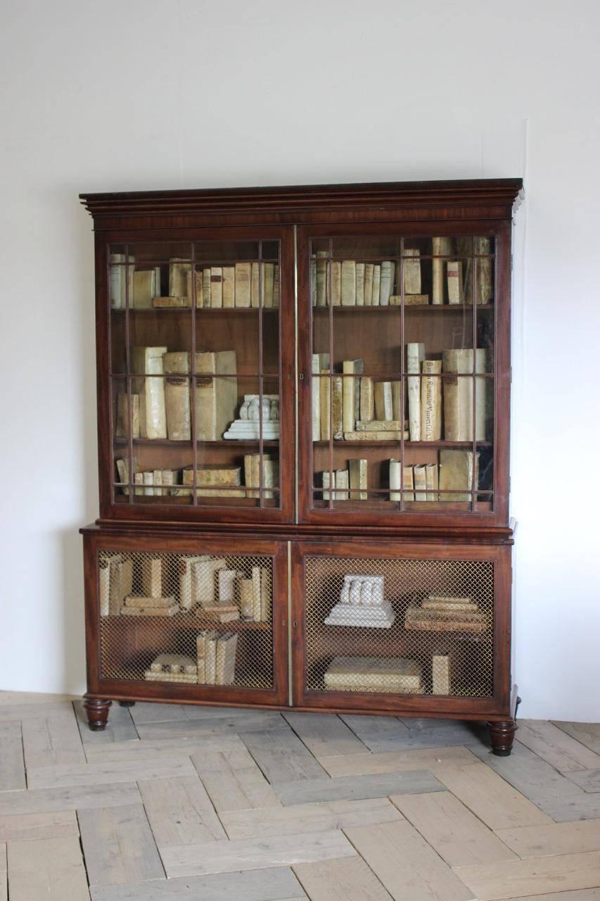 George IV Mahogany Library Bookcase In Excellent Condition In Gloucestershire, GB