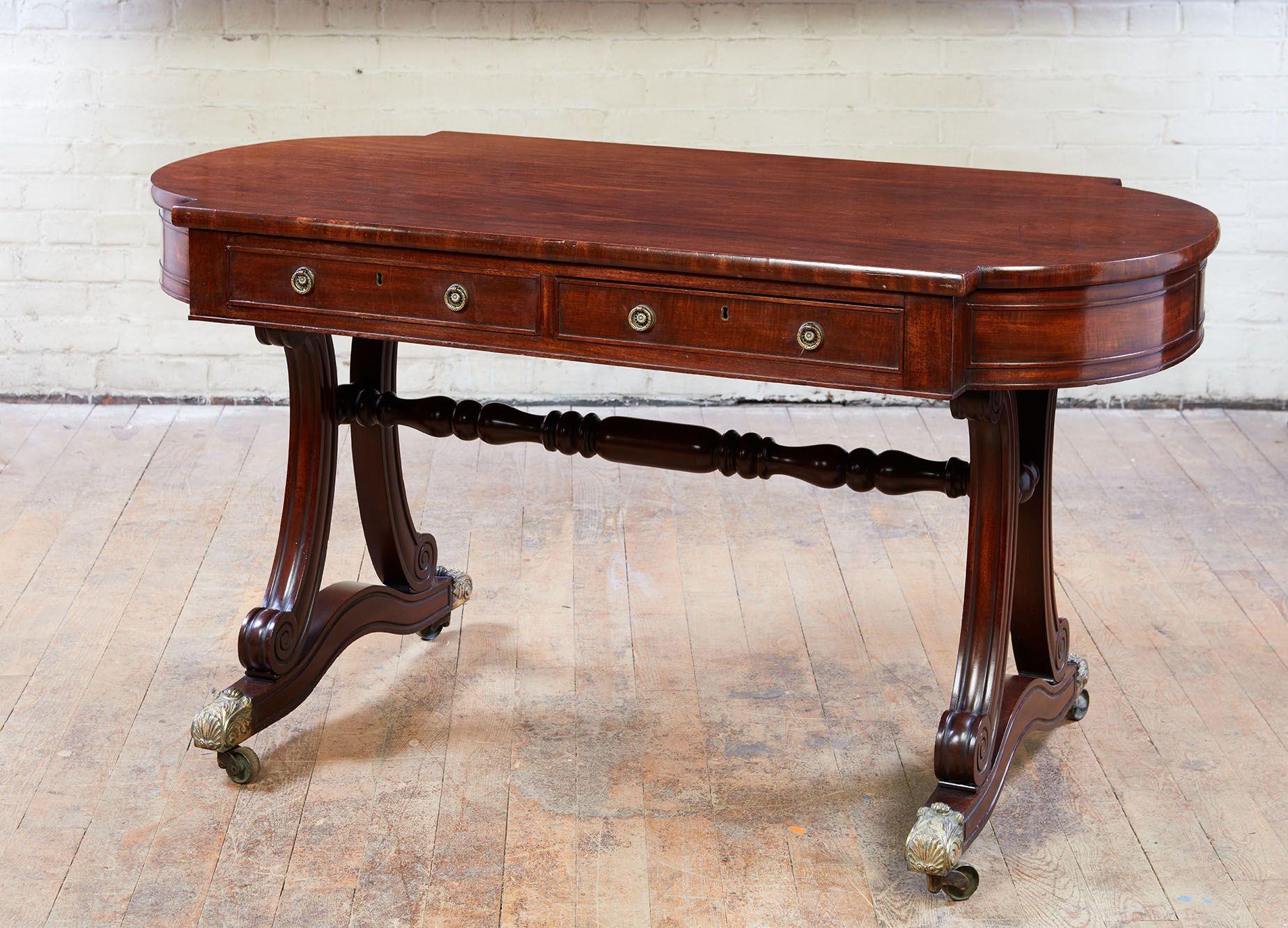 George IV Mahagoni-Schreibtisch (Holzarbeit) im Angebot