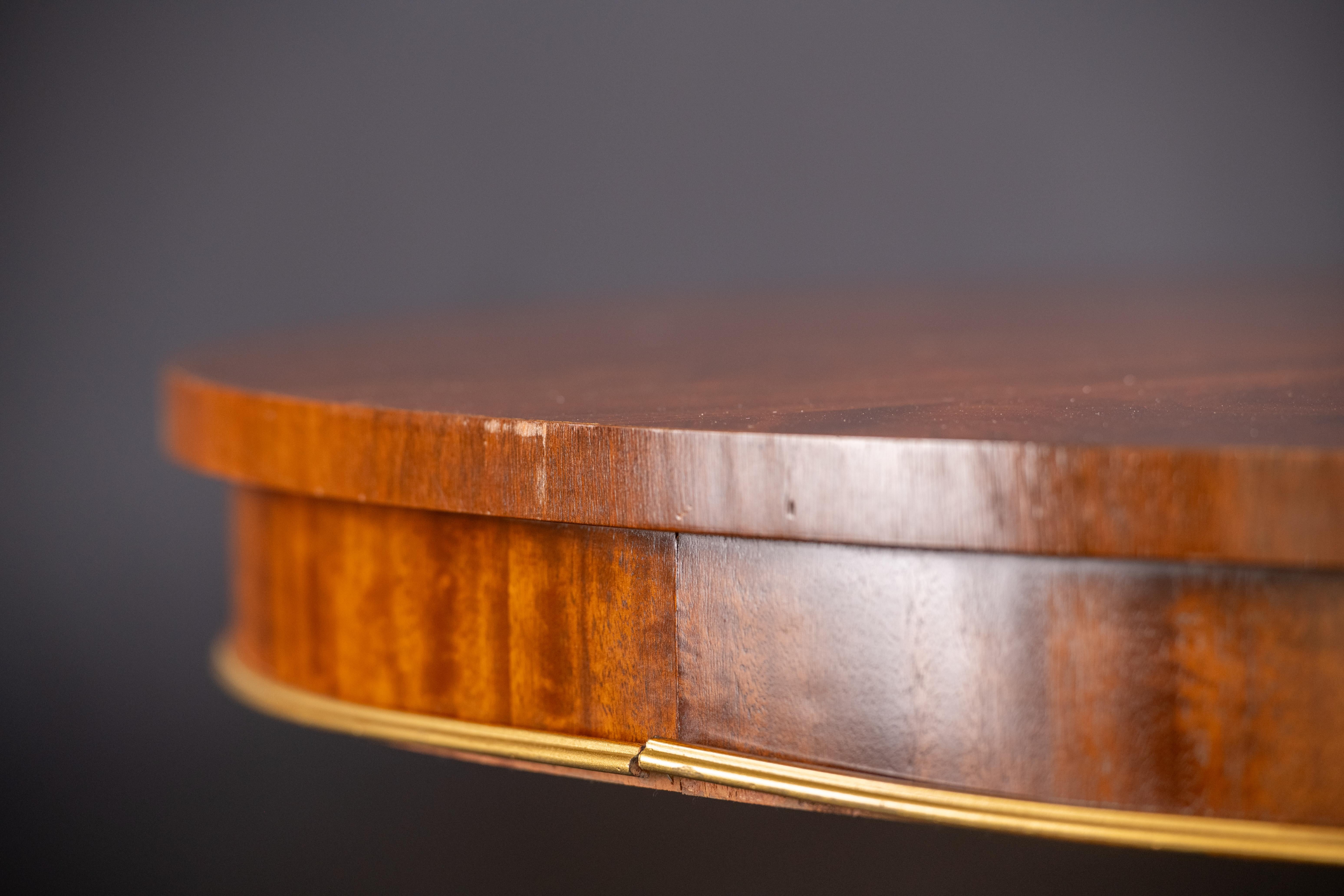 Gilt George IV  Regency Style Mahogany Gilded Center or Dining  Table For Sale
