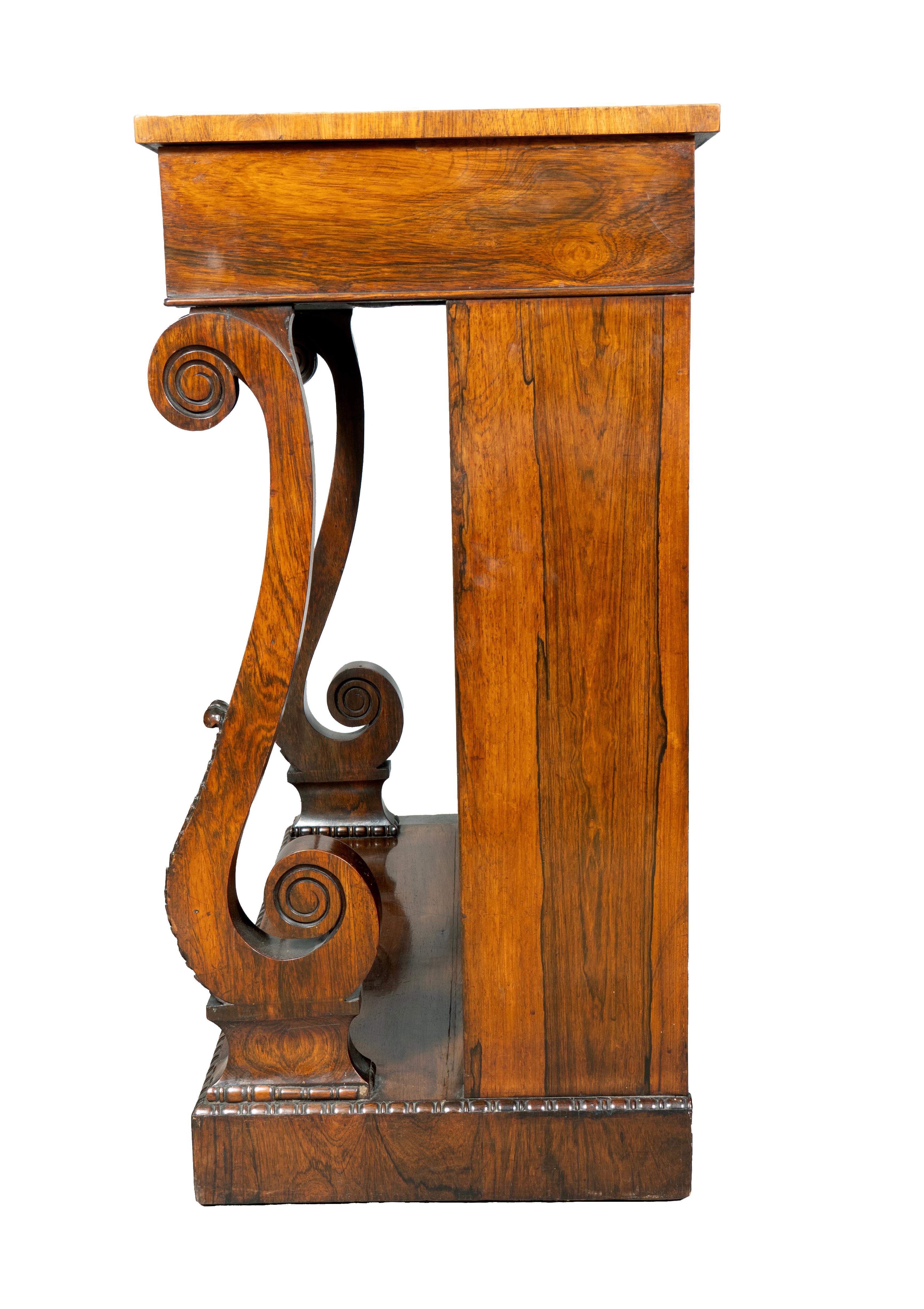 George IV Palisander Bücherregal (Rosenholz) im Angebot