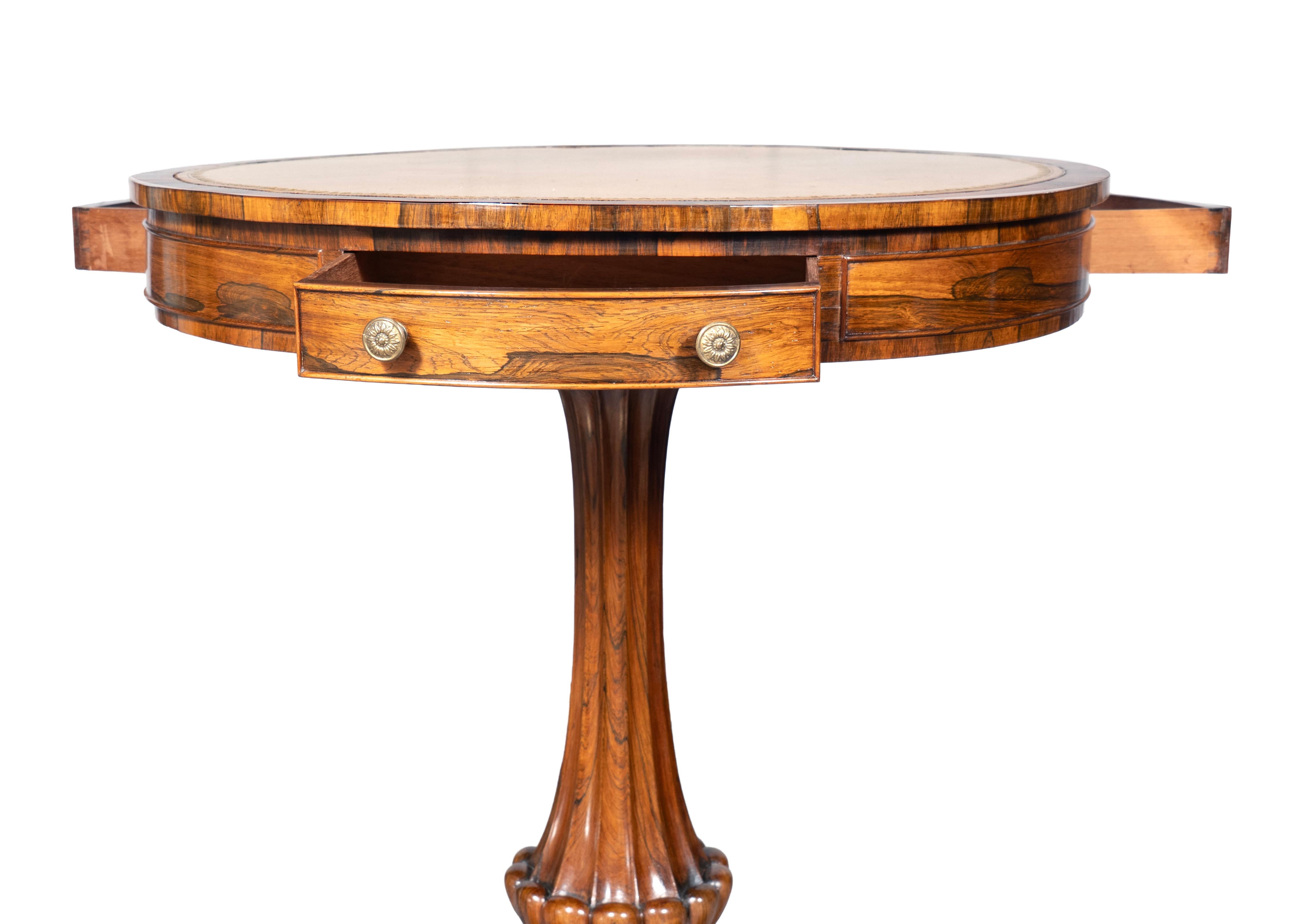 Milieu du XIXe siècle Table à tambour en bois de rose George IV en vente