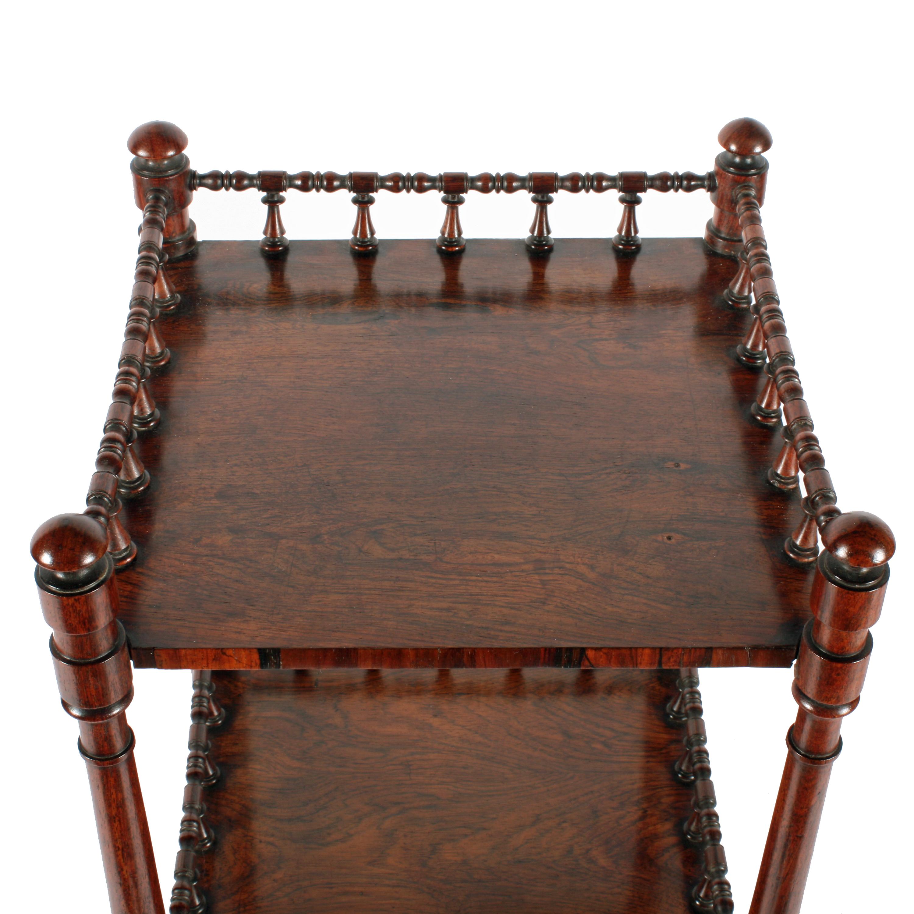 George IV Rosewood Étagère In Good Condition For Sale In Newcastle Upon Tyne, GB