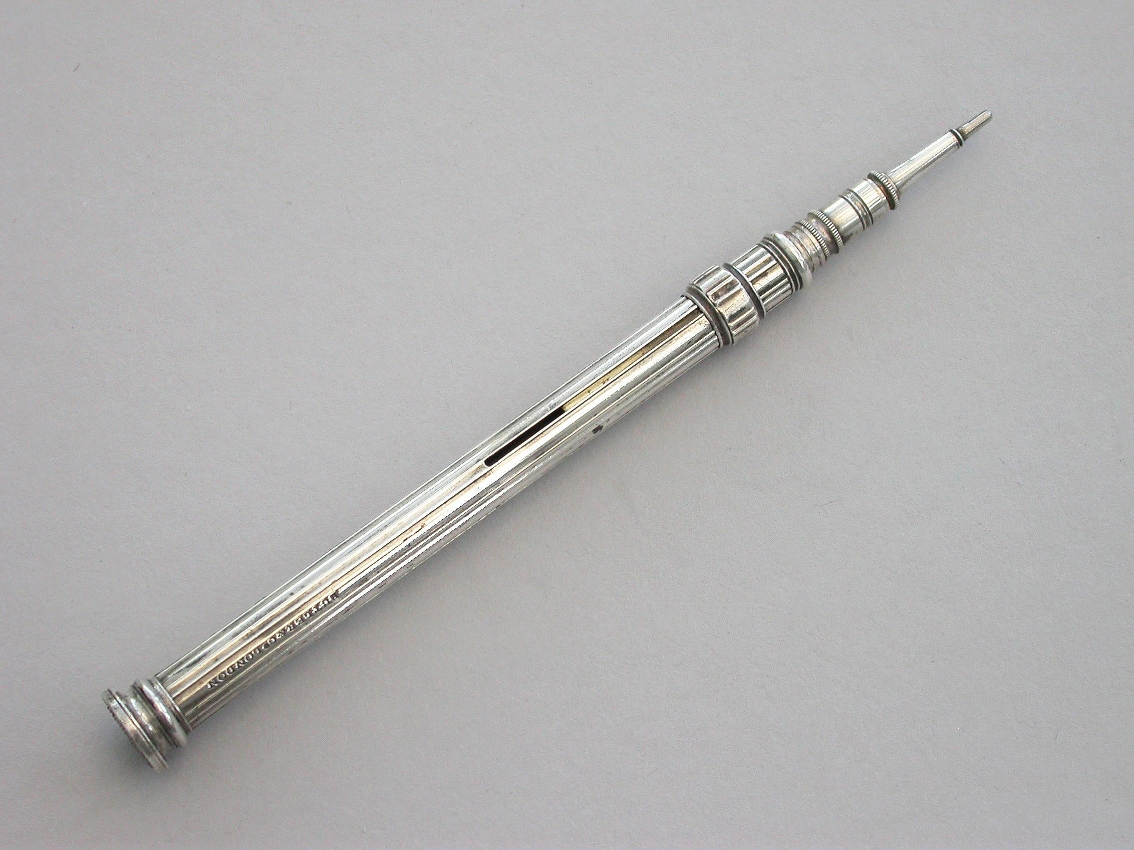 George IV Silver Sliding Mechanical Propelling Pencil by Butler & Co, circa 1825 In Good Condition For Sale In Sittingbourne, Kent