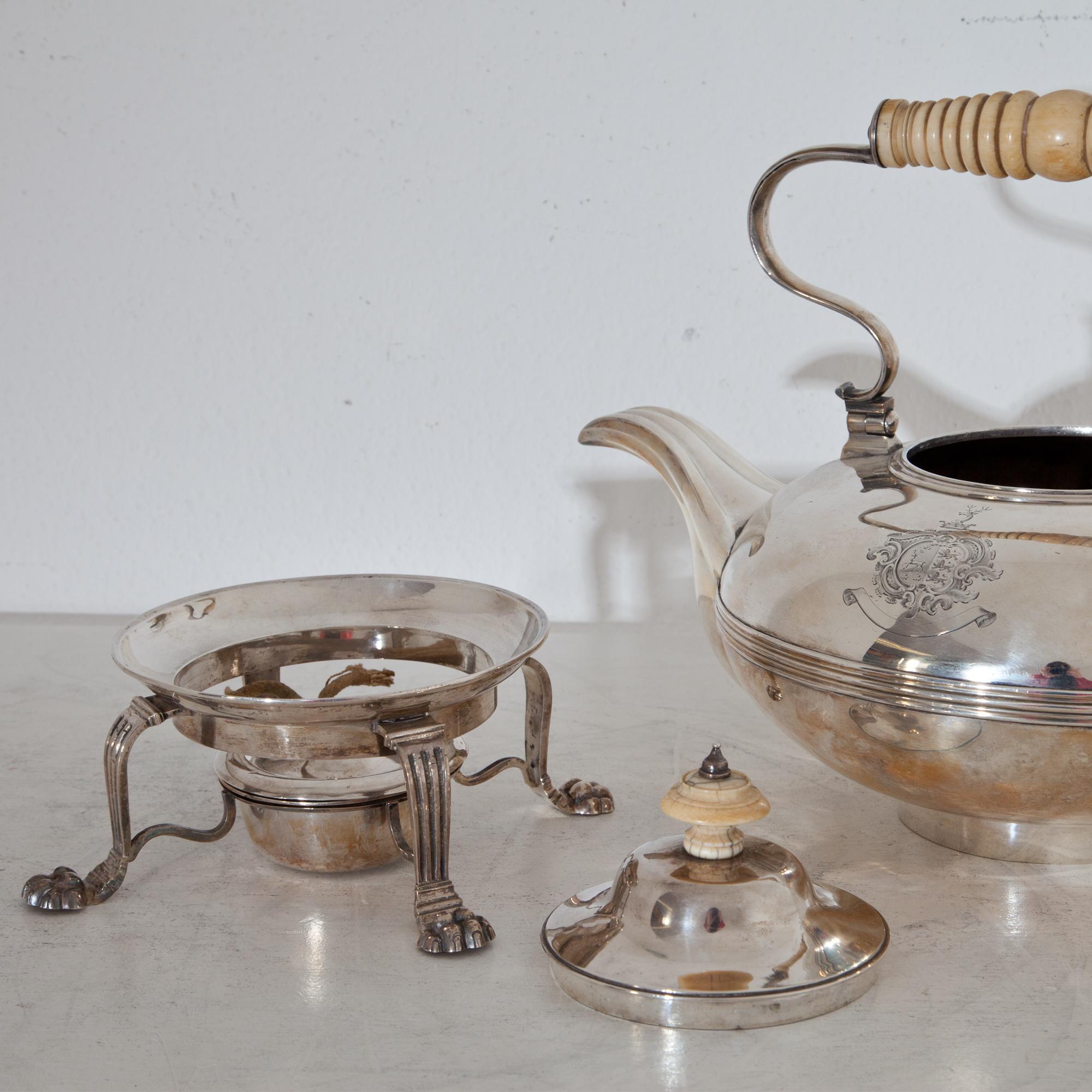 George IV Silver Tea Pot, Dublin, 1828-1829 3