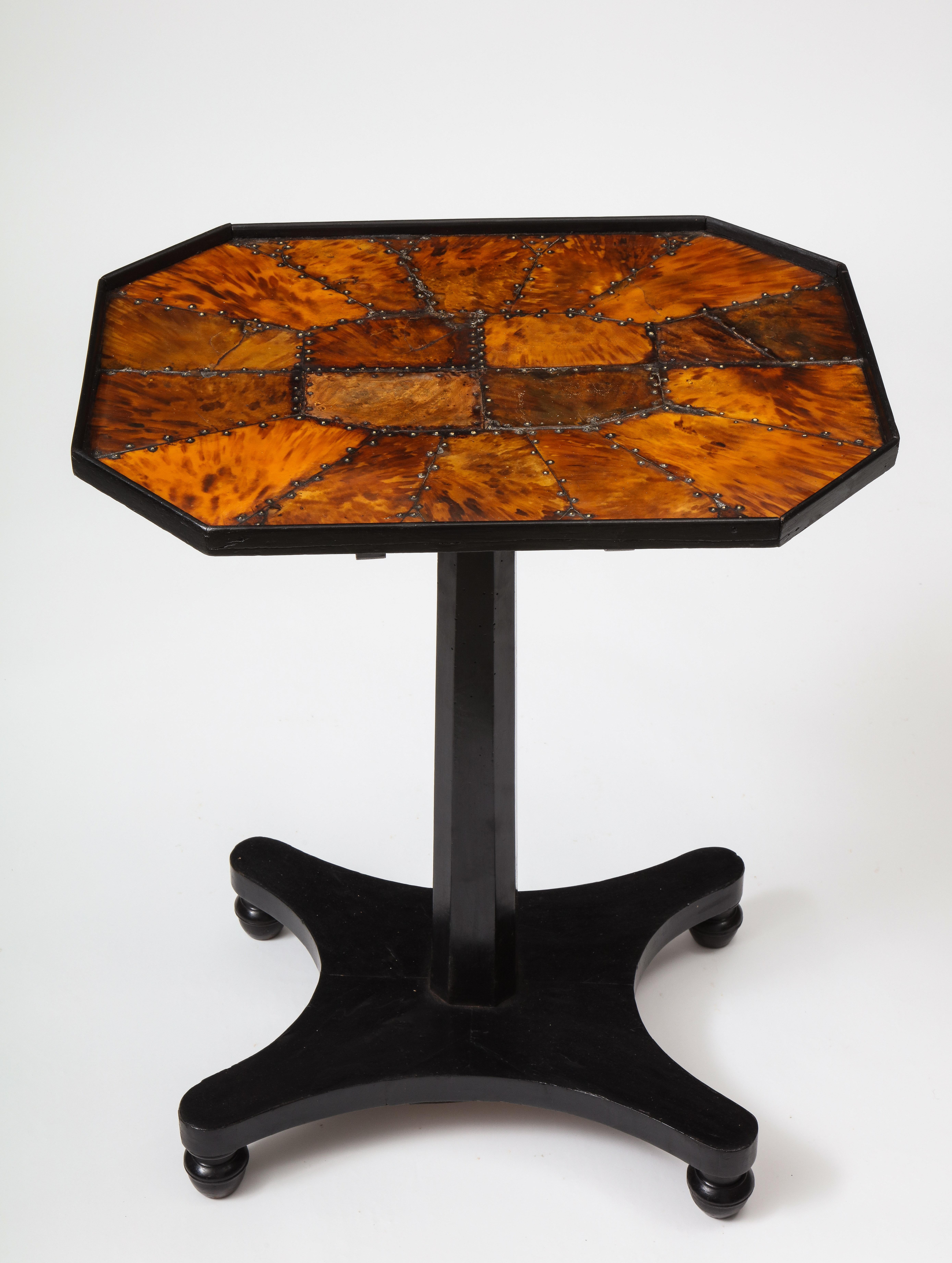 George IV Tortoiseshell and Ebonized Mahogany Tilt-Top Table In Good Condition For Sale In New York, NY