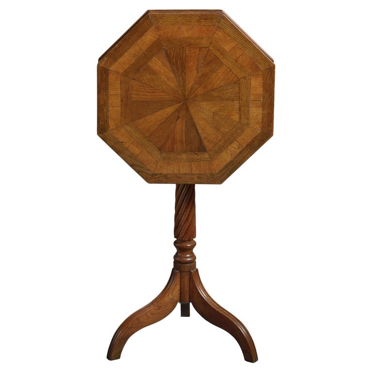 IV Vernacular Oak Lamp Table For Sale at 1stDibs