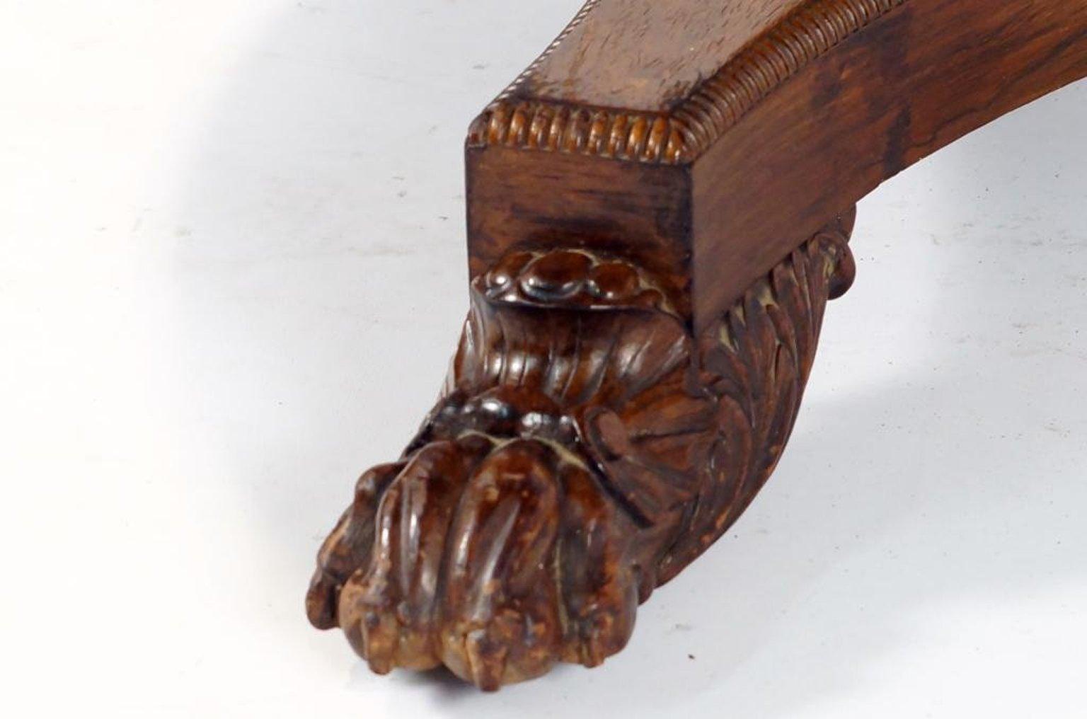 George IV Walnut Round drum Table, Early 19th Century 6