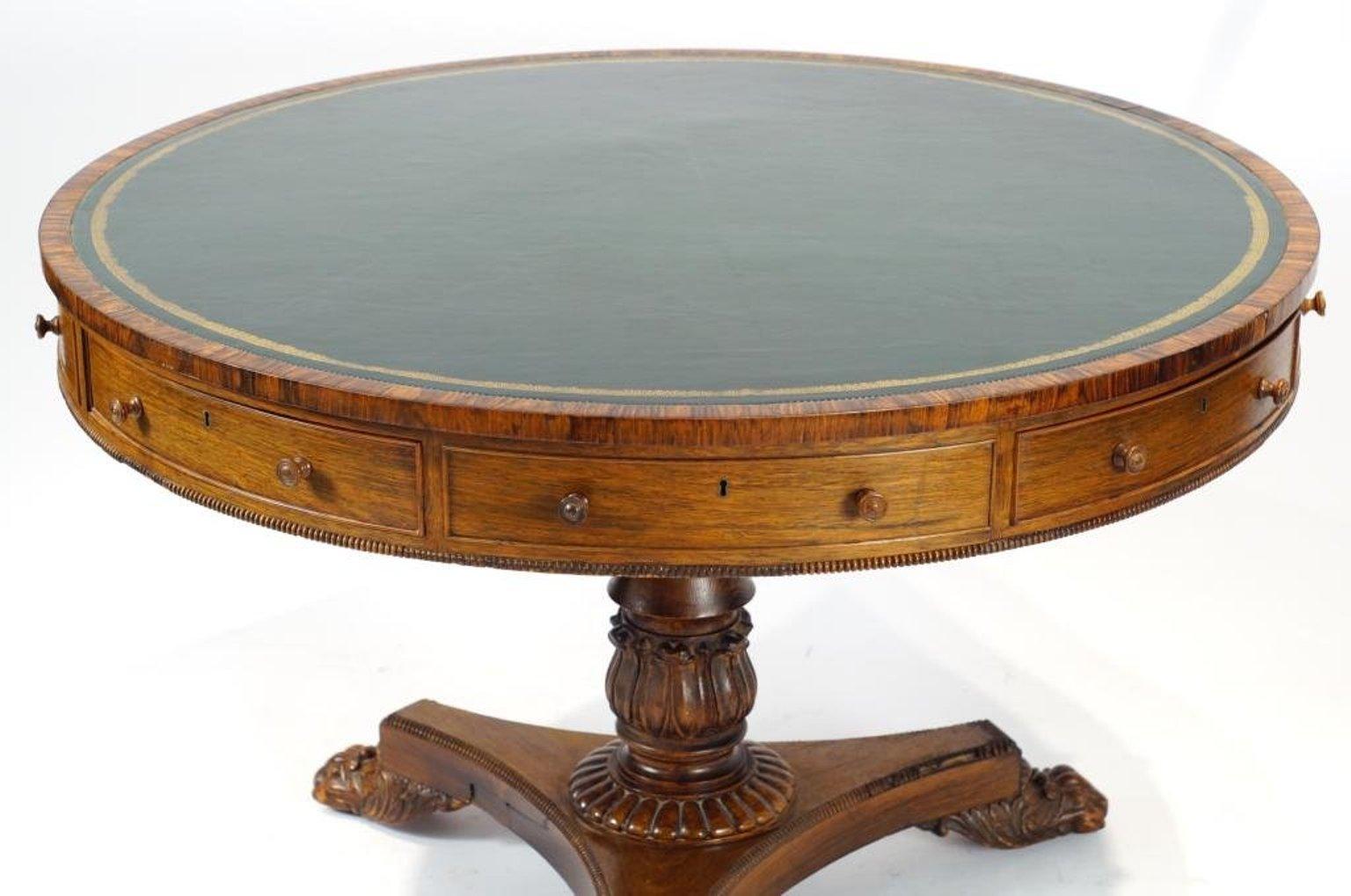 William IV George IV Walnut Round drum Table, Early 19th Century