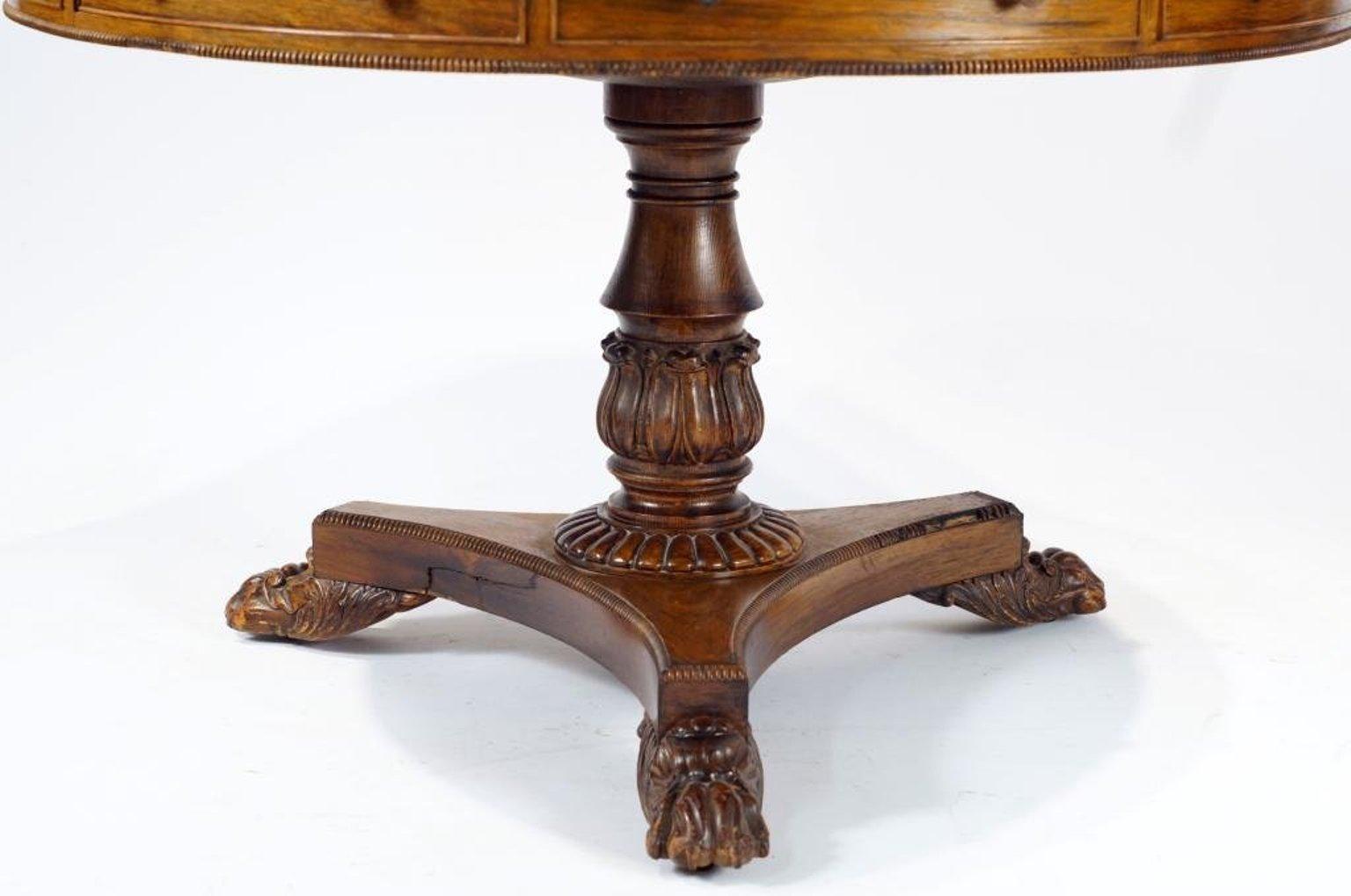 George IV Walnut Round drum Table, Early 19th Century 1