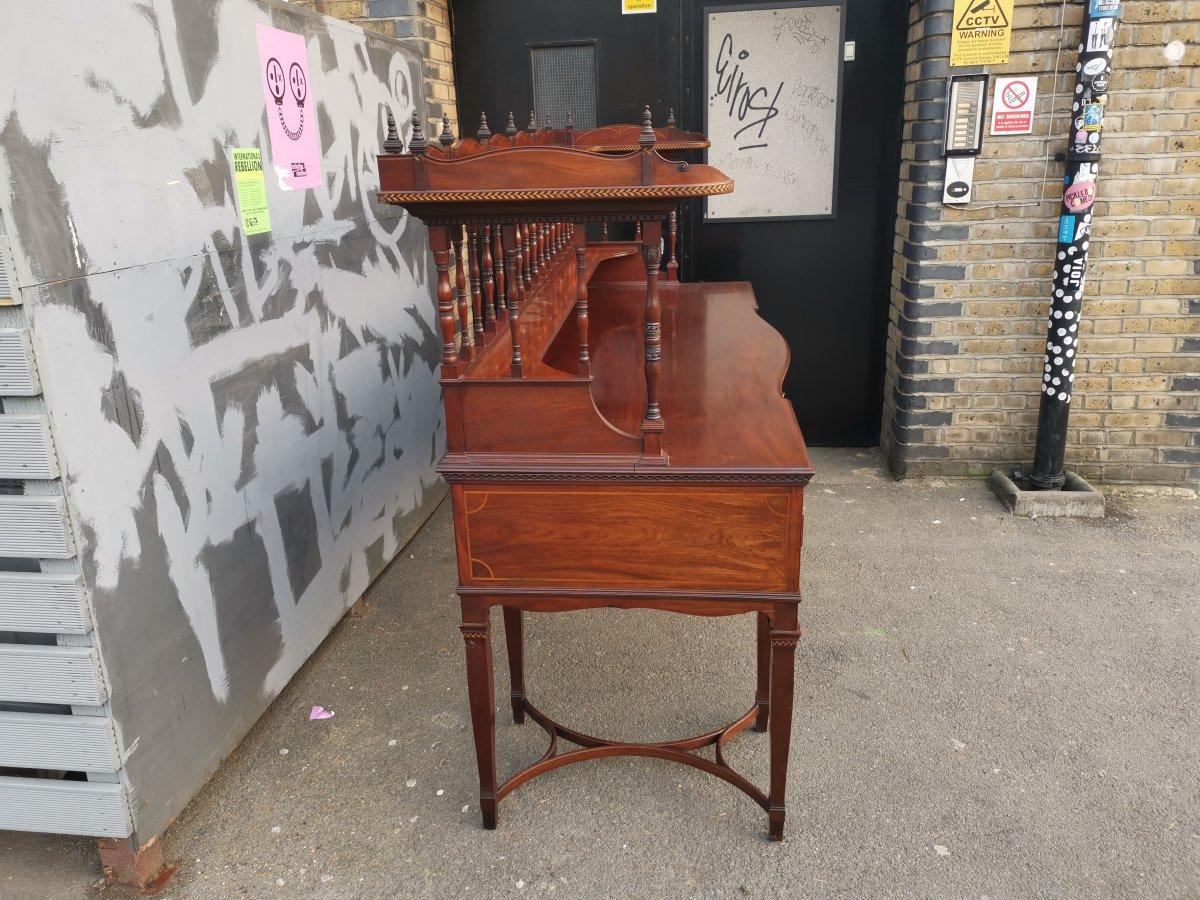 George Jack für Morris & Co., Mahagoni-Sideboard mit Intarsien, Arts & Crafts (Englisch) im Angebot