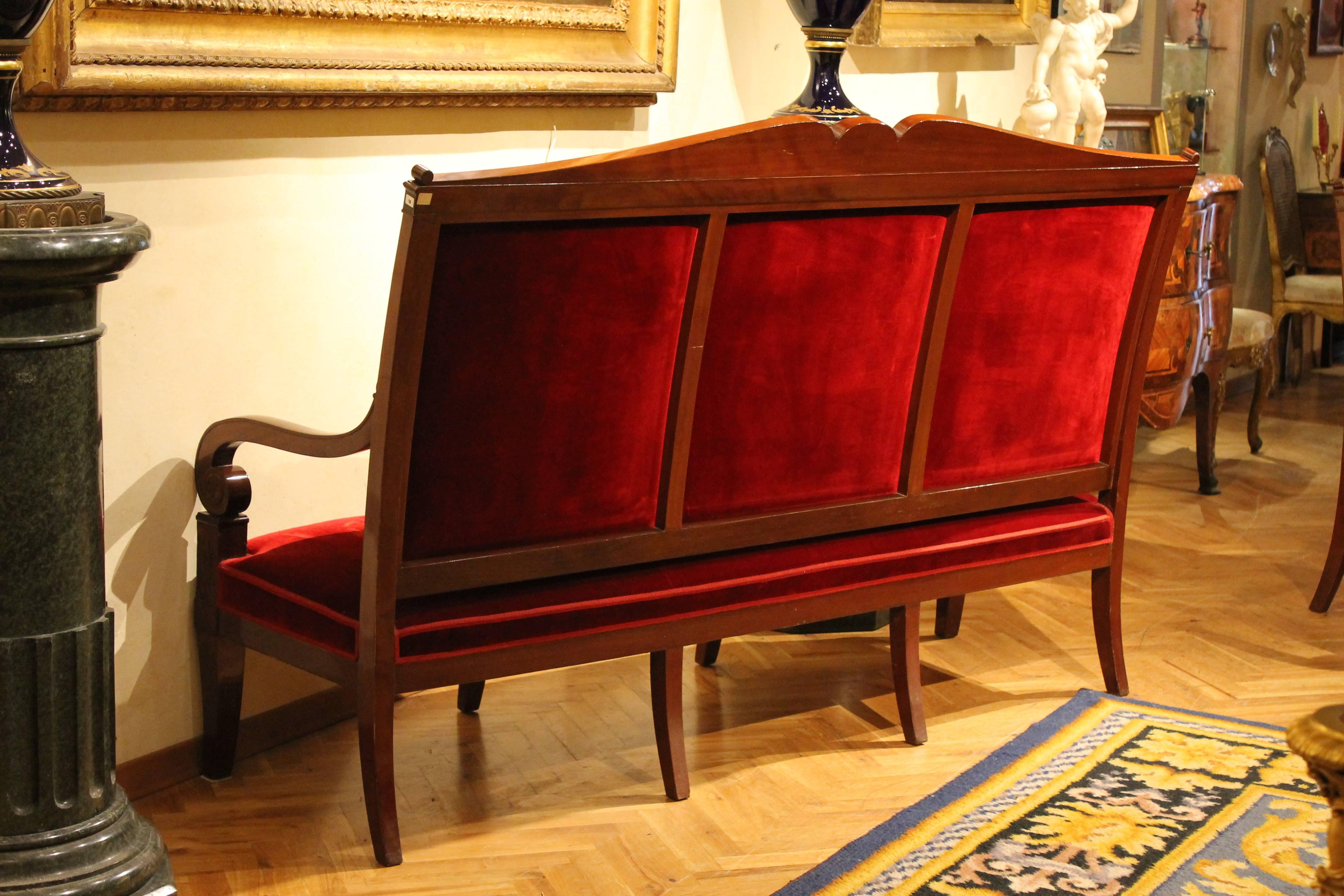 18th Century and Earlier 18th Century French George Jacob Manner Hand Carved Mahogany Upholstered Sofa For Sale