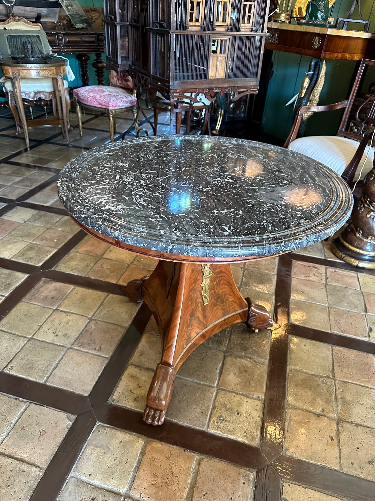 George Jacob Desmalter Empire Gueridon Round center Table Estampille 19th C. LA For Sale 1