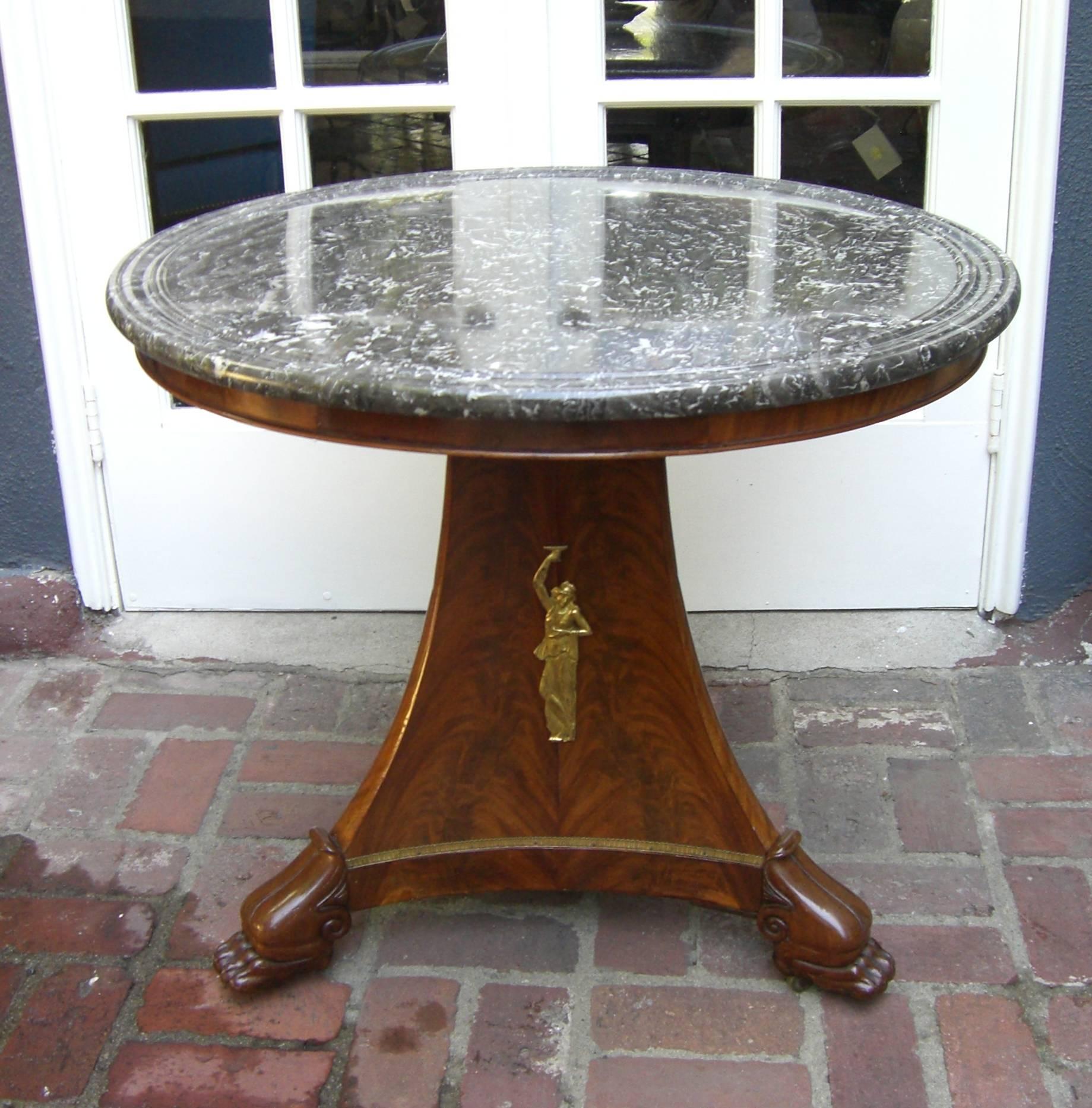 George Jacob Desmalter Empire Gueridon Round center Table Estampille 19th C. LA In Good Condition For Sale In West Hollywood, CA