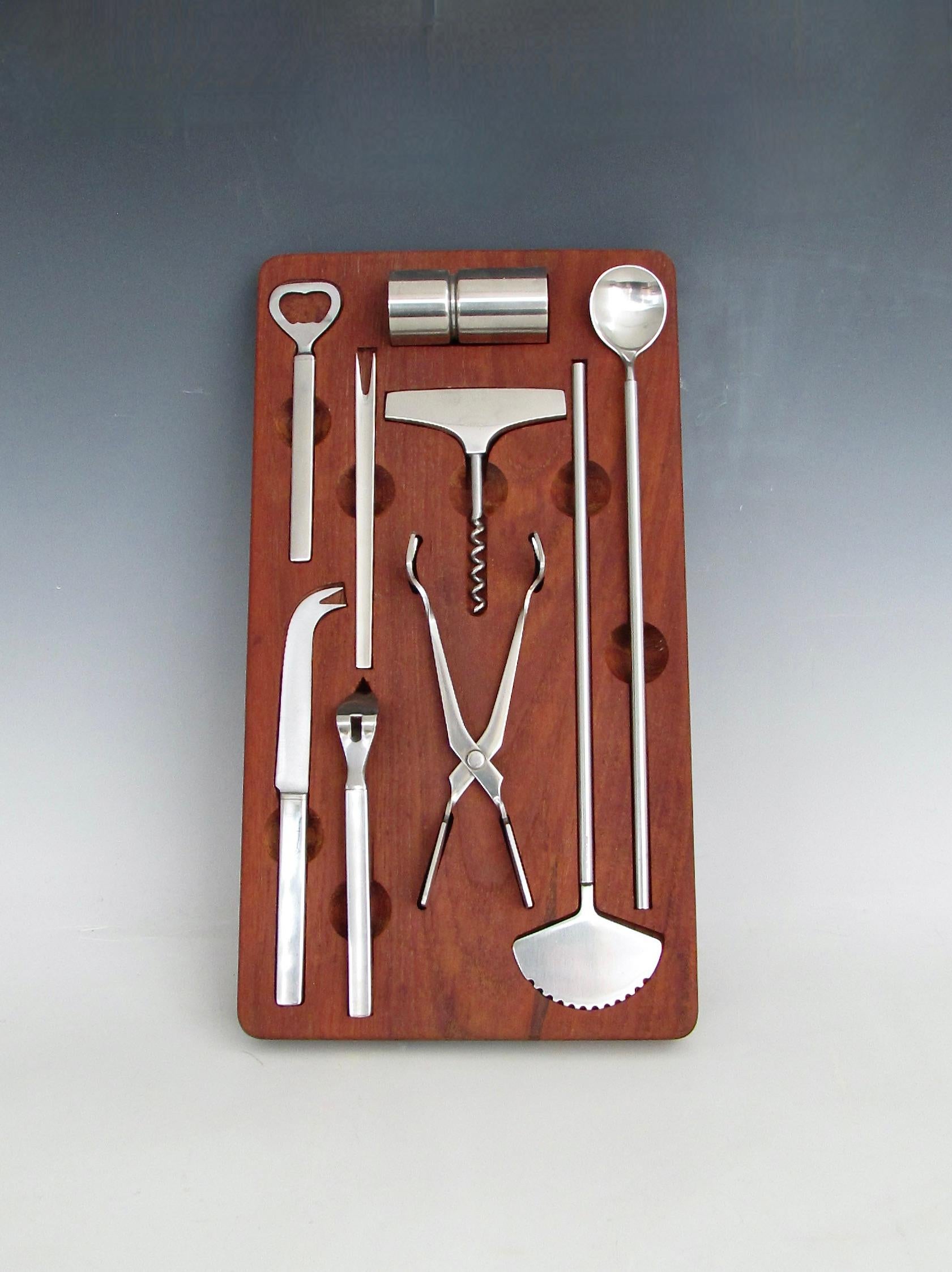 Mid-Century Modern George Jensen Denmark large bar cocktail tool set in fitted teak holder For Sale