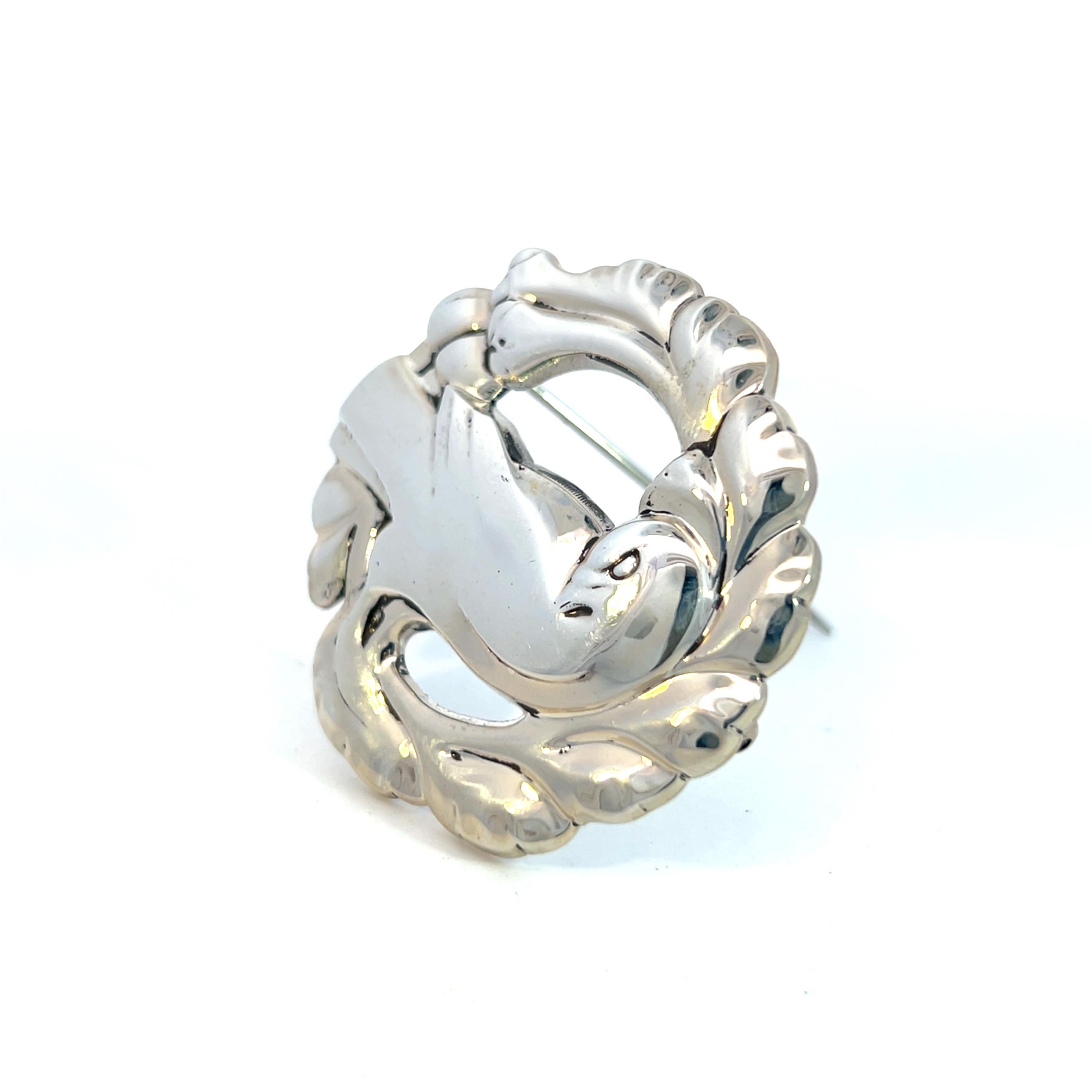 George Jensen Estate Bird Dove Brooch Silver In Good Condition In Brooklyn, NY