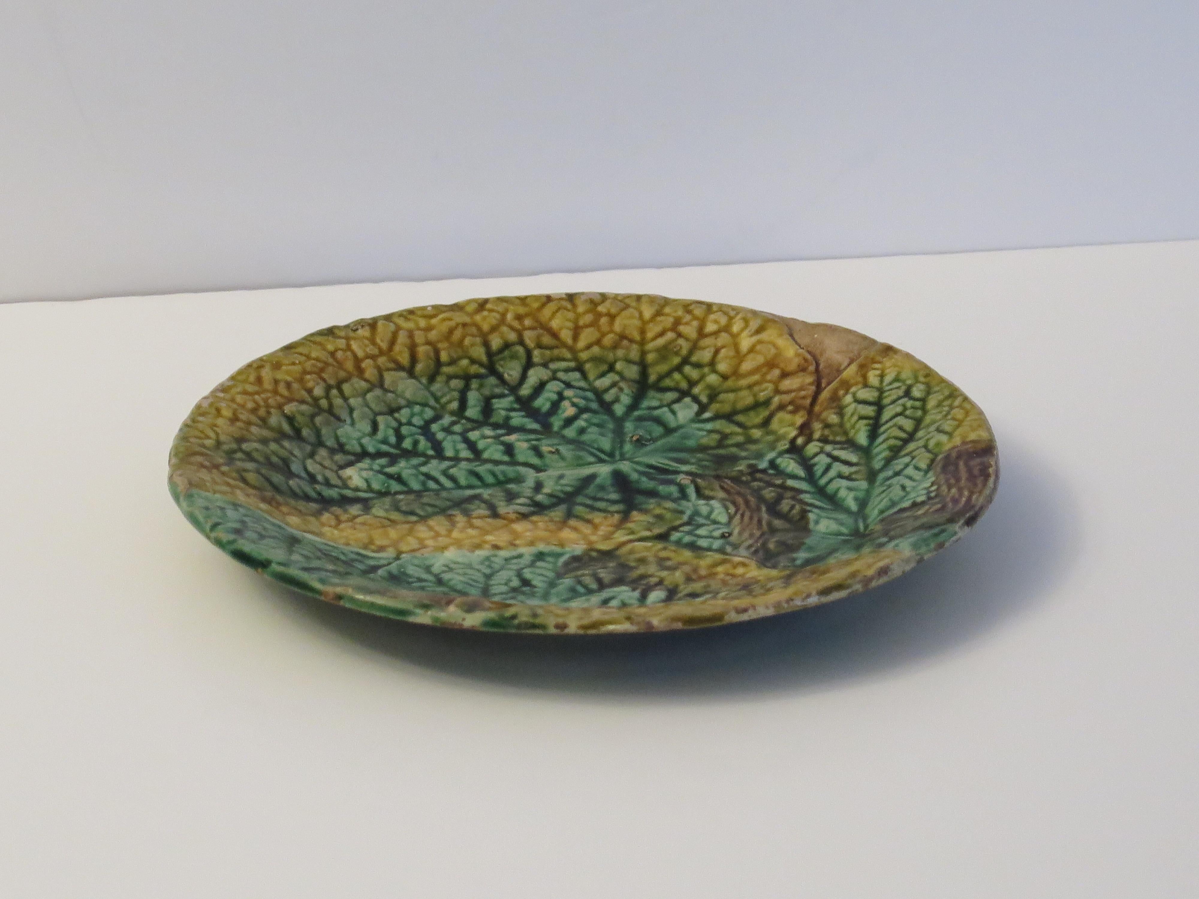19th Century George Jones antique Majolica Plate in Begonia Leaf pattern, Circa 1870 For Sale
