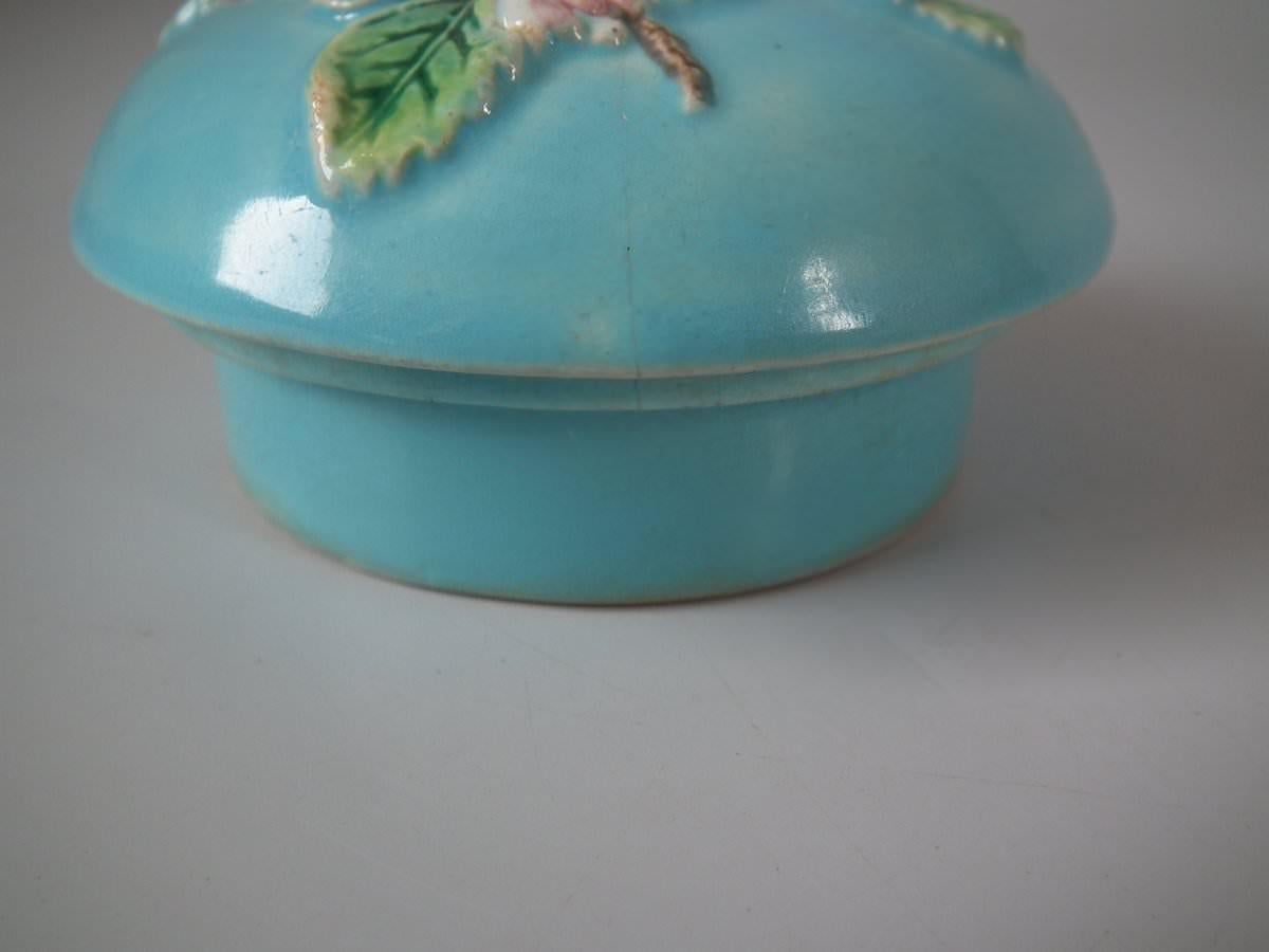 George Jones Blossom Teapot And Cover For Sale 1