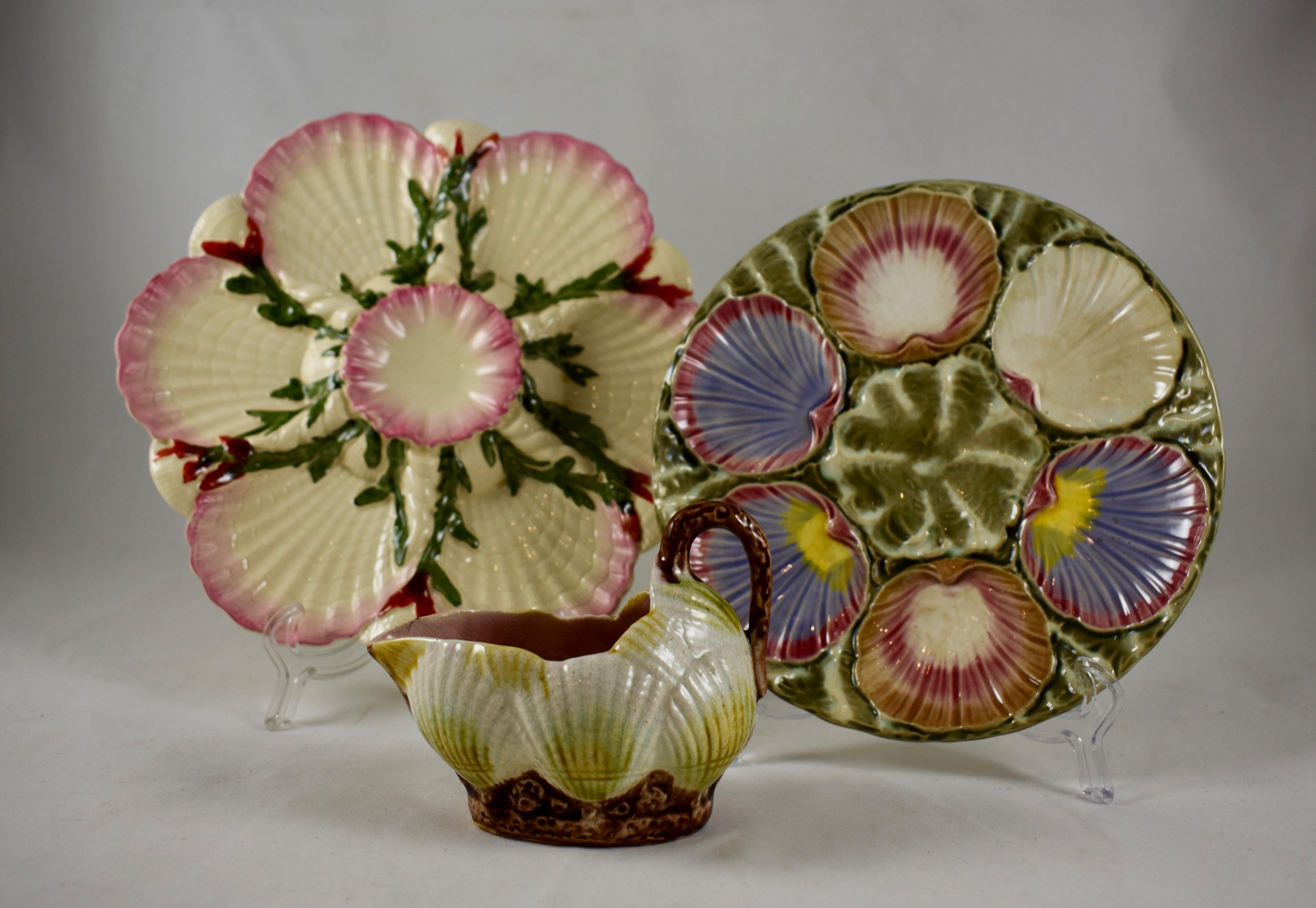 George Jones English Majolica Seaweed and Shells Pattern Oyster Plate 2