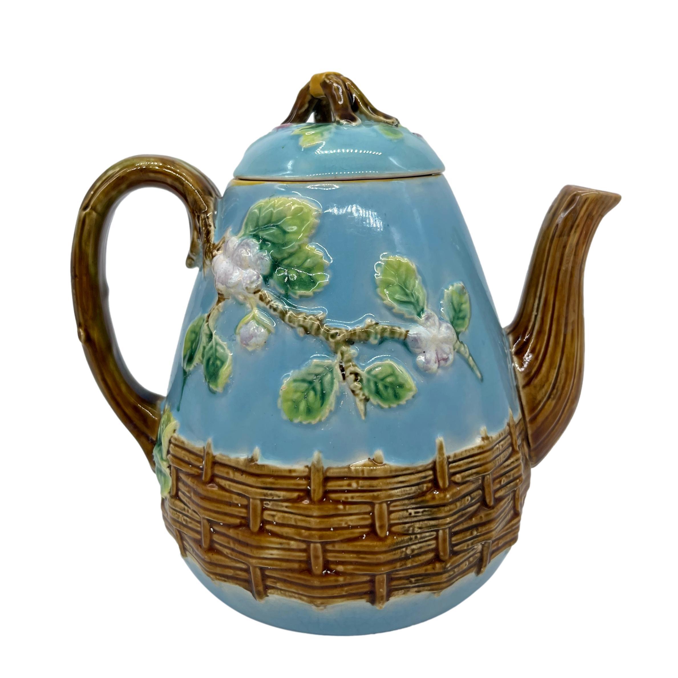 George Jones Majolica 'Apple Blossom' Teapot Basketweave on Turquoise, ca. 1873 In Good Condition For Sale In Banner Elk, NC