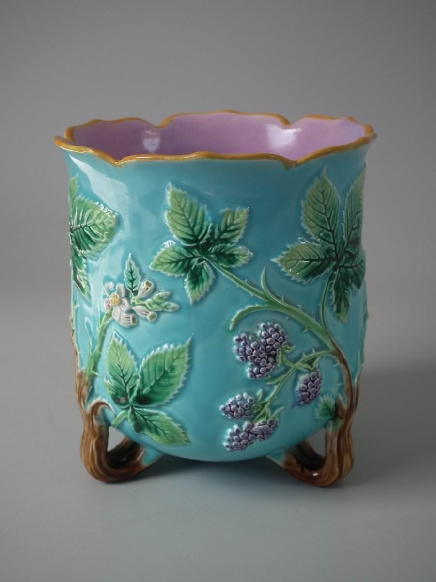 English George Jones Majolica Blackberry Planter