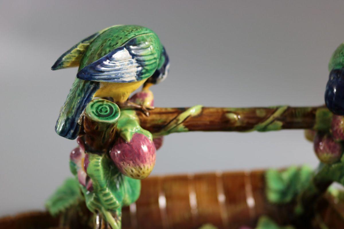 George Jones Majolica Blue Tit Strawberry Server 10