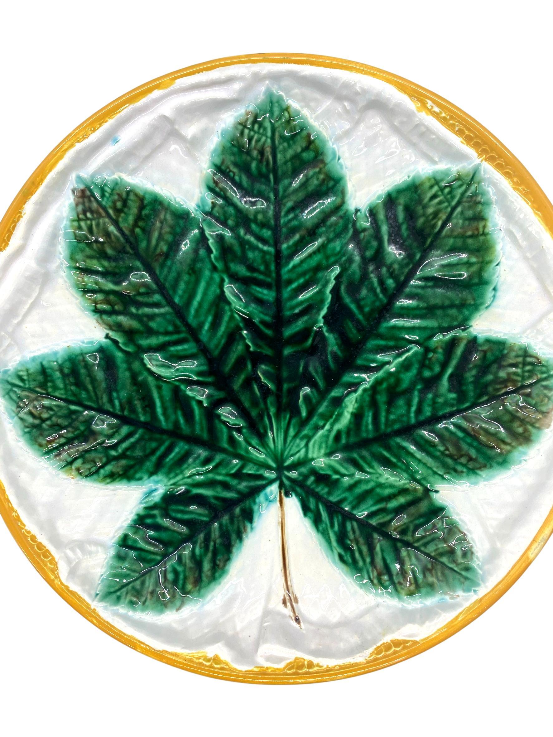 George Jones Majolica Comport, Horse Chestnut Leaf on Napkin, English In Good Condition In Banner Elk, NC