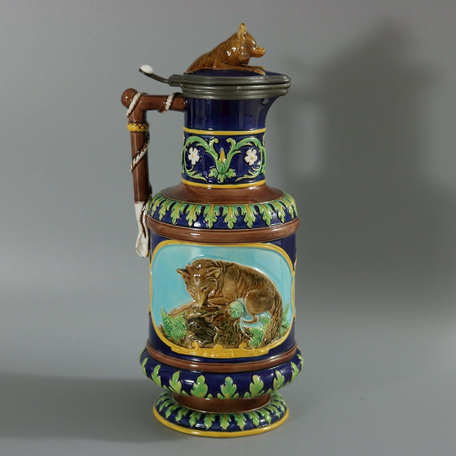 George Jones Majolica Fox and Dog Lidded Jug/Pitcher In Good Condition For Sale In Chelmsford, Essex