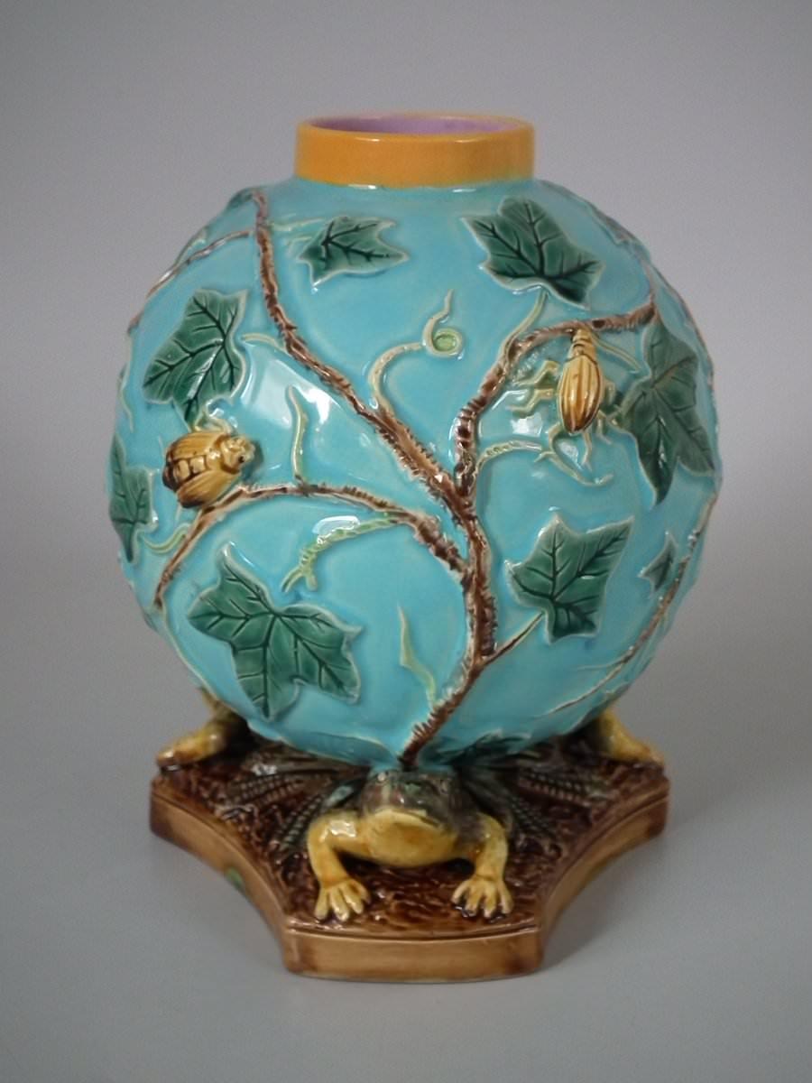 Glazed George Jones Majolica Frog and Insect Vase