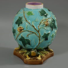 George Jones Majolica Frogs Vase