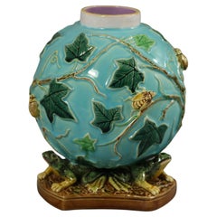 Antique George Jones Majolica Frogs Vase