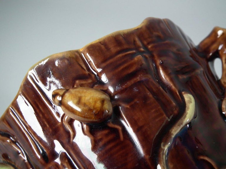 George Jones Majolica Insect Pot and Cover For Sale 2