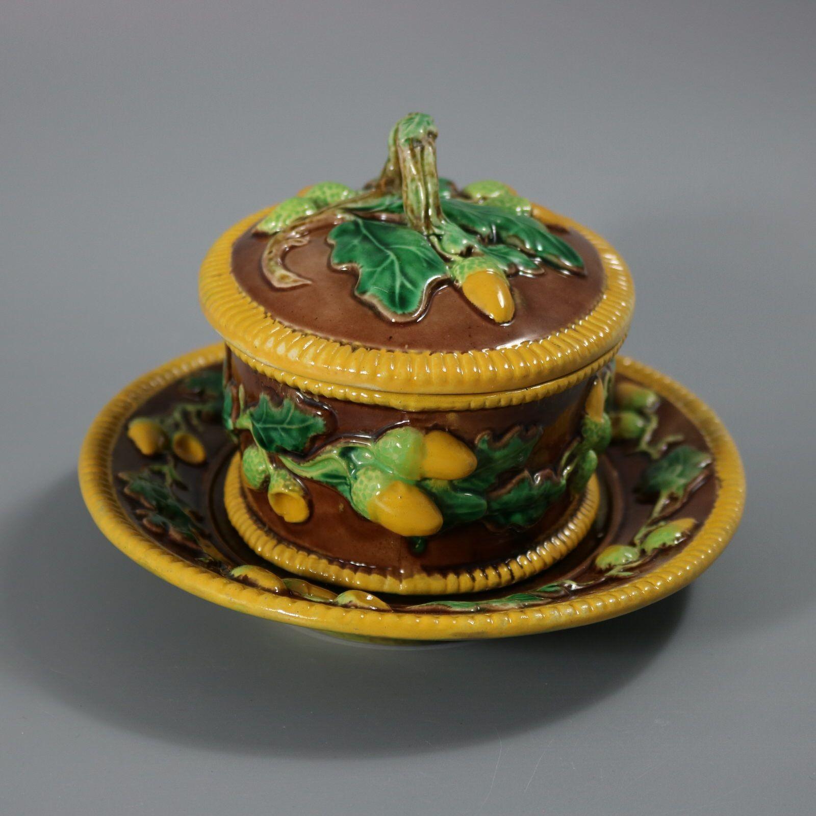 George Jones Majolika Eiche und Eicheln Box im Zustand „Gut“ im Angebot in Chelmsford, Essex